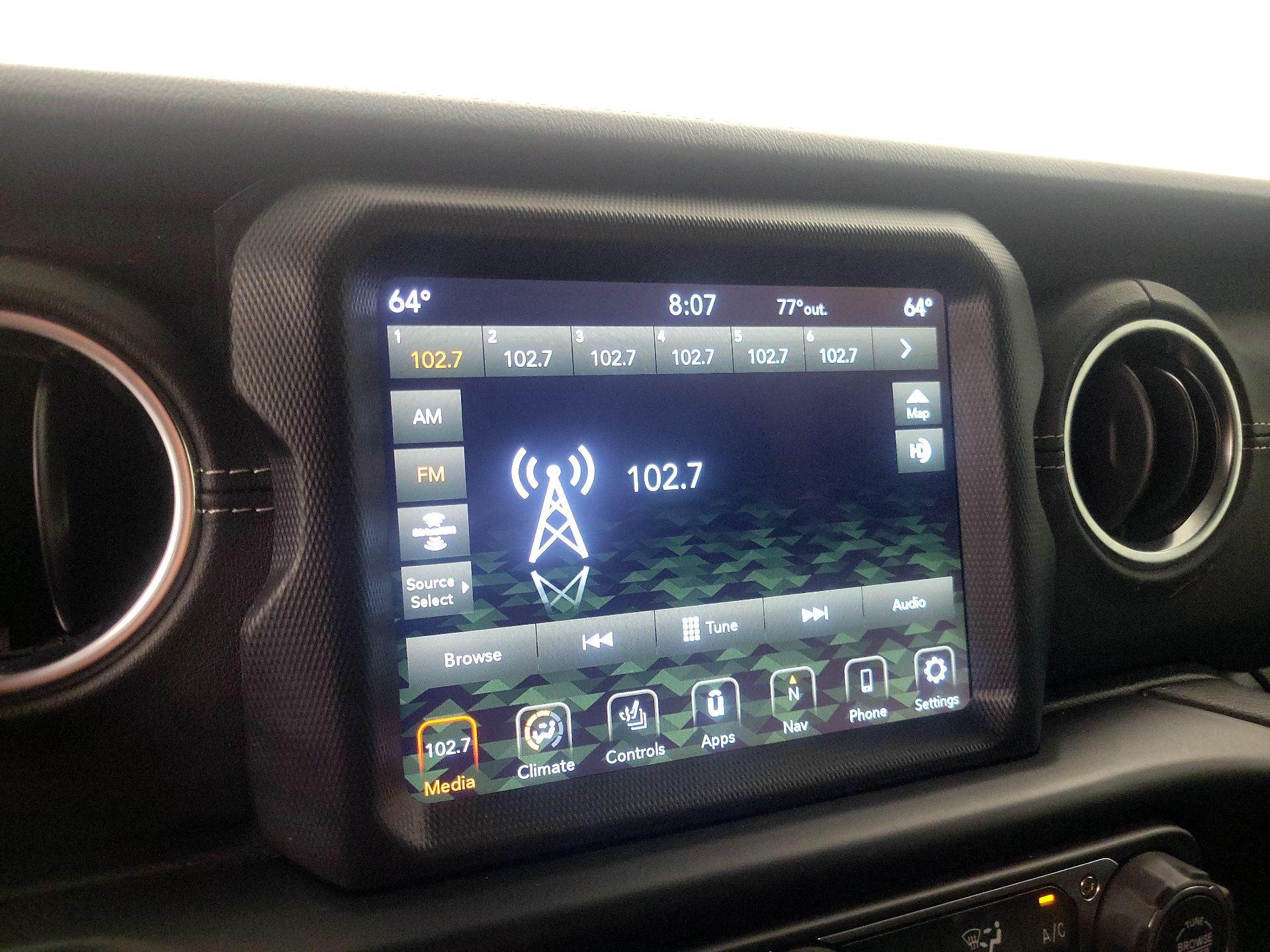 Thumbnail: 2021 Jeep Wrangler - 16