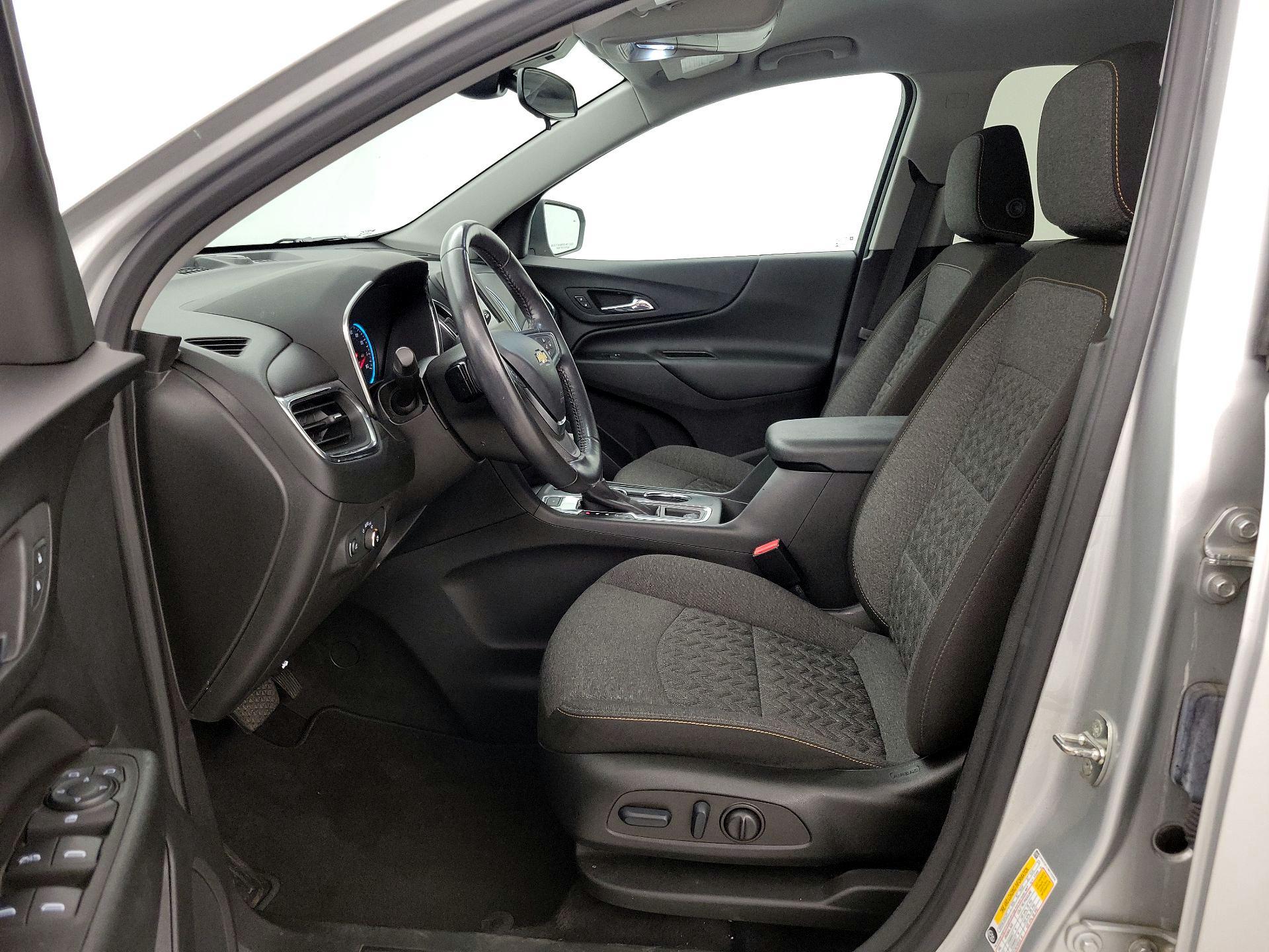 Thumbnail: 2022 Chevrolet Equinox - 11