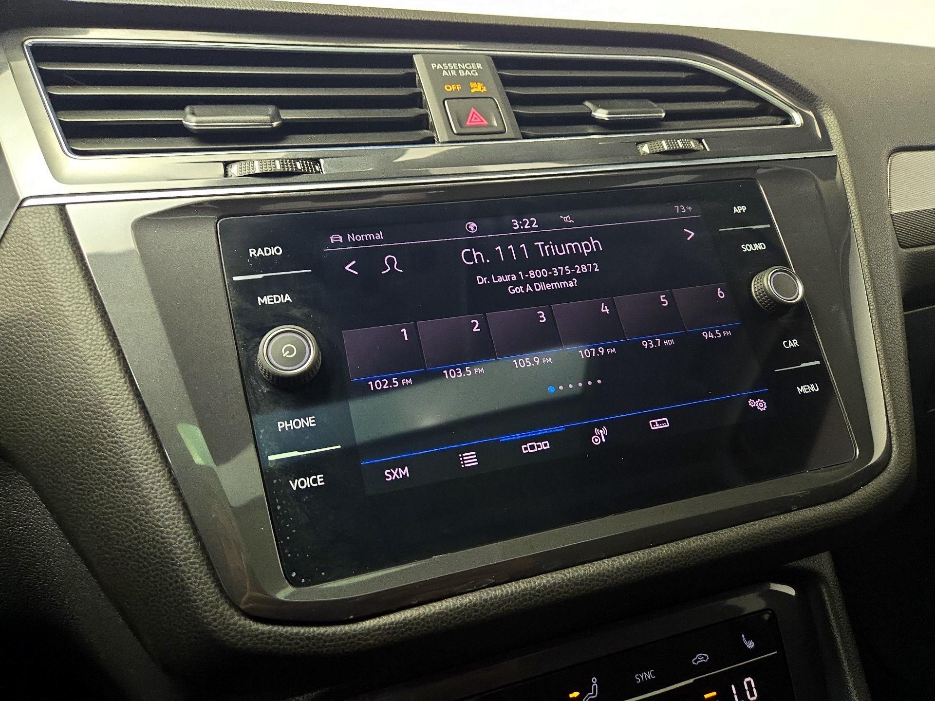 Thumbnail: 2022 Volkswagen Tiguan - 15