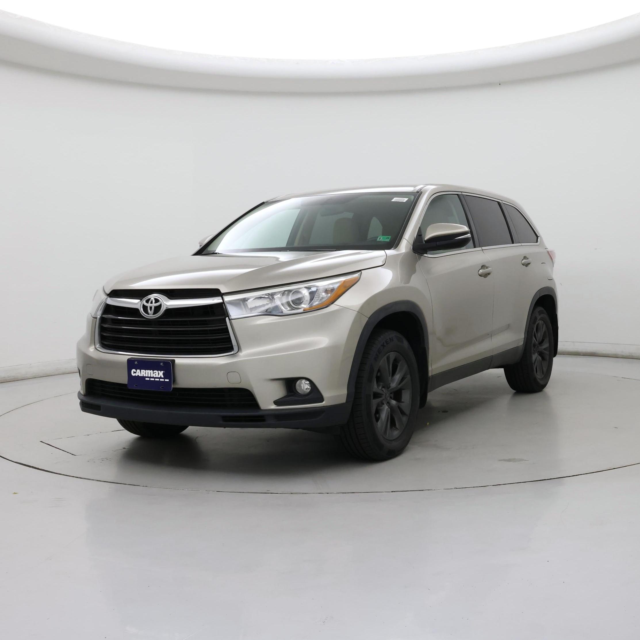 Thumbnail: 2015 Toyota Highlander - 4