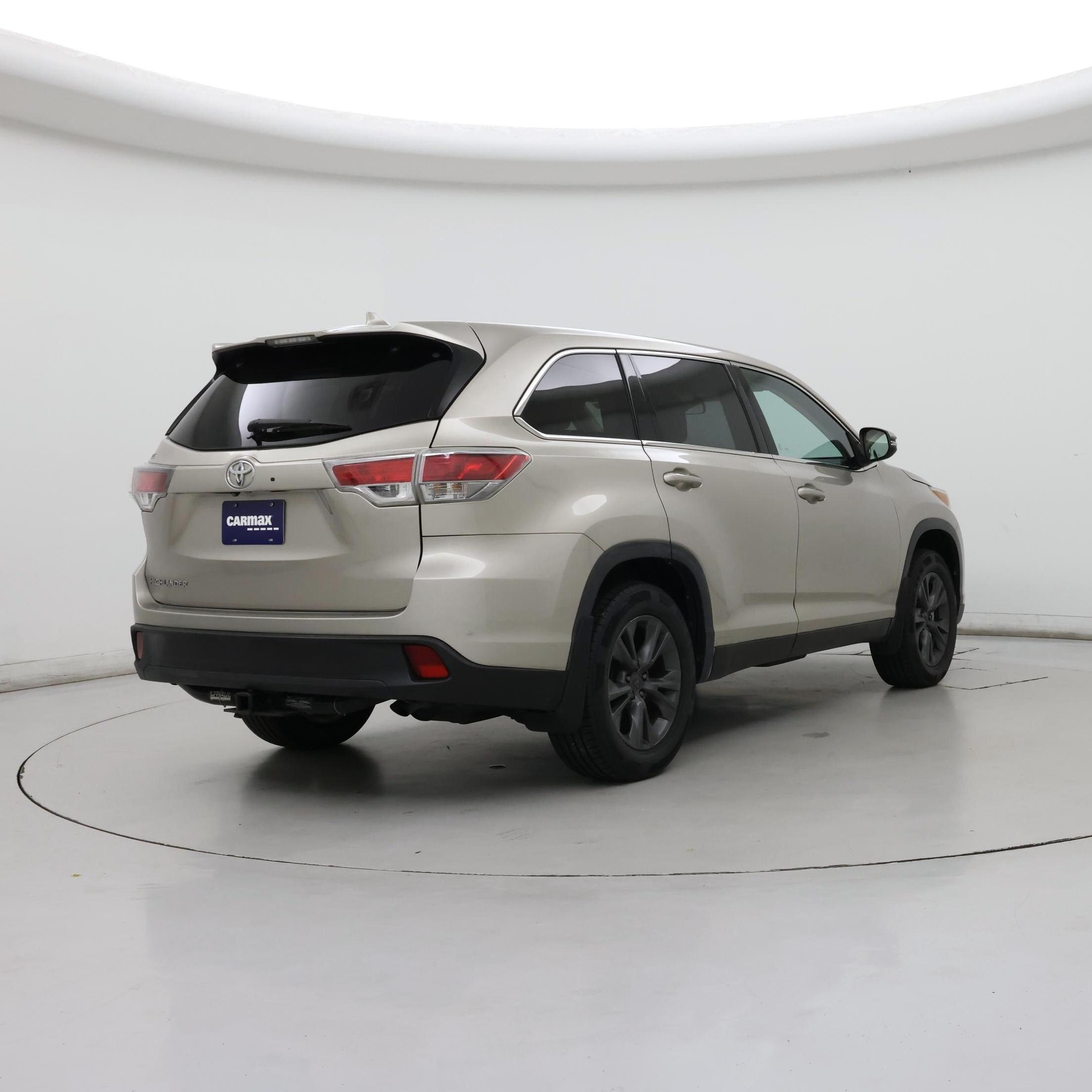 Thumbnail: 2015 Toyota Highlander - 8