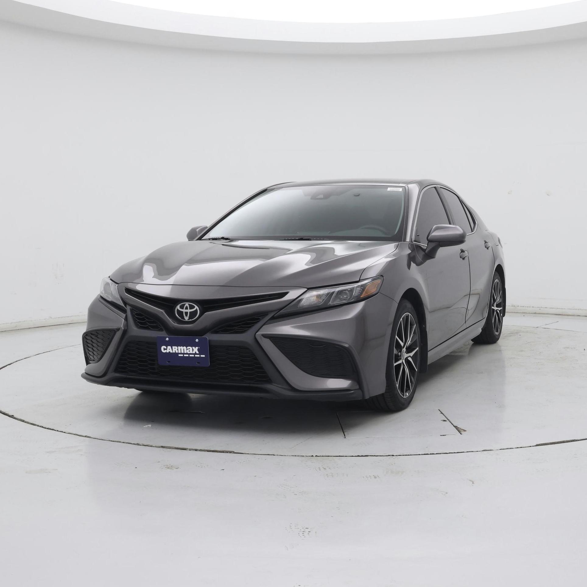 Thumbnail: 2021 Toyota Camry - 4