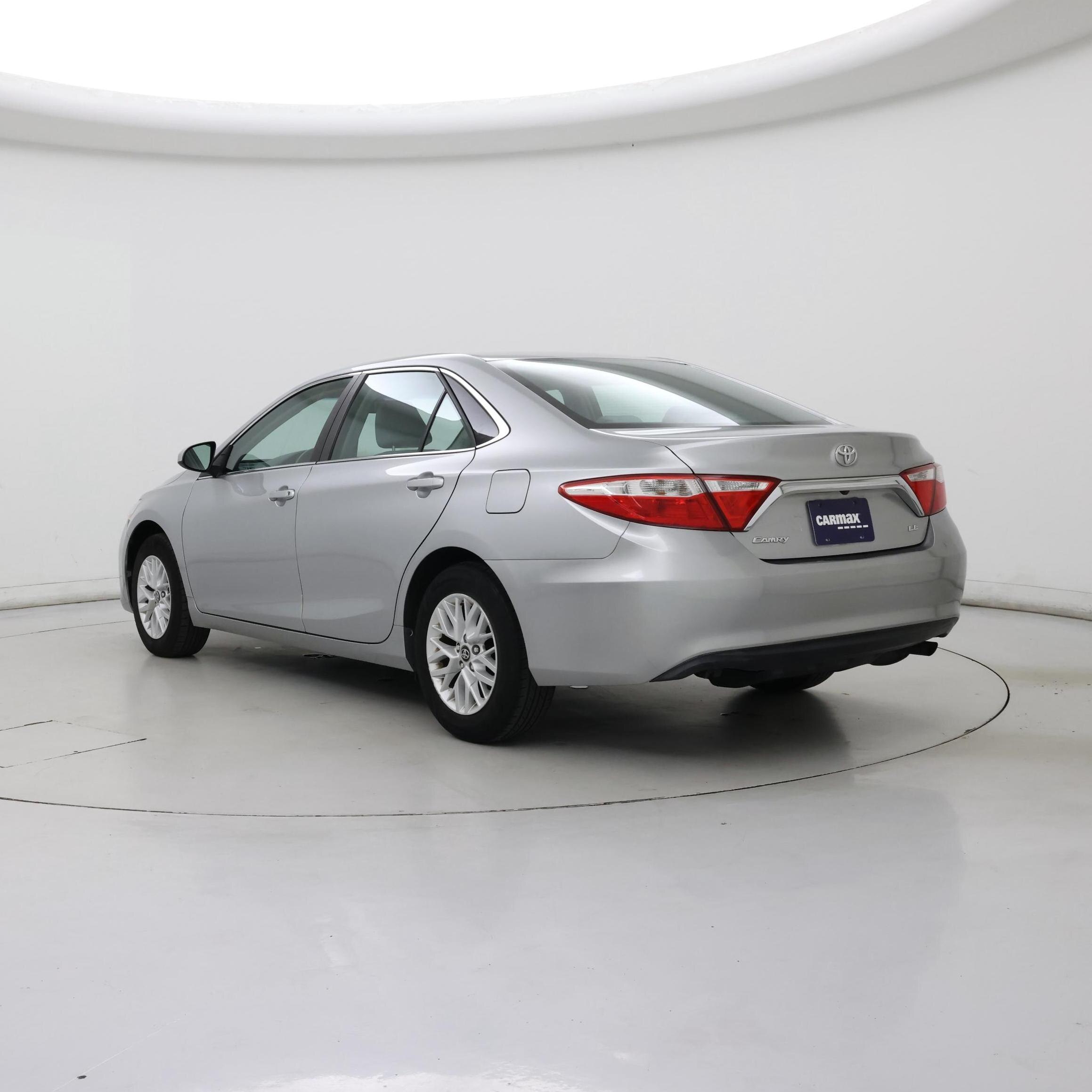 Thumbnail: 2017 Toyota Camry - 2