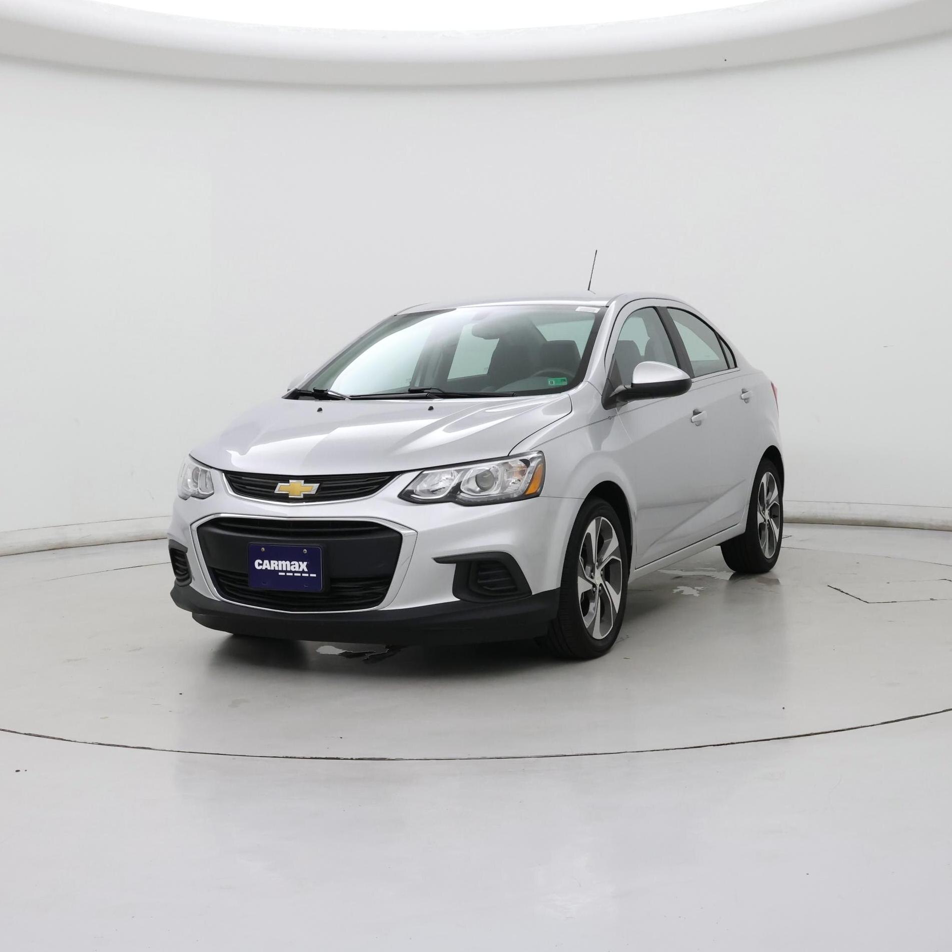Thumbnail: 2017 Chevrolet Sonic - 4