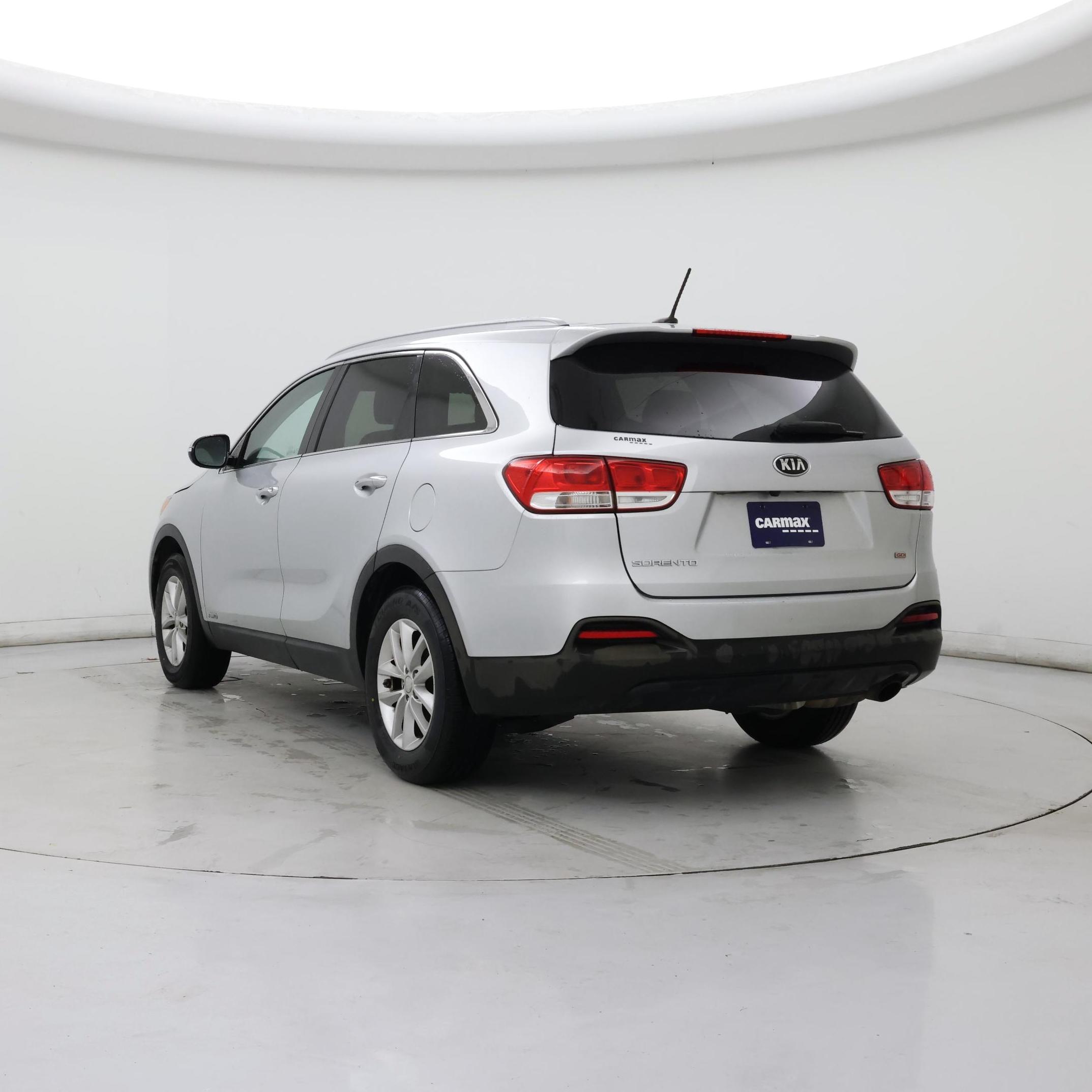 Thumbnail: 2017 Kia Sorento - 2