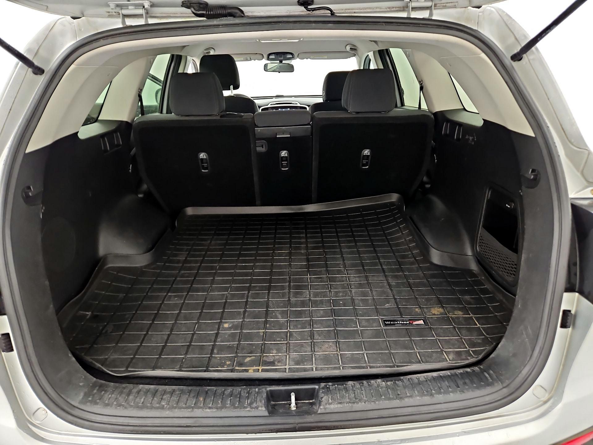 Thumbnail: 2017 Kia Sorento - 20