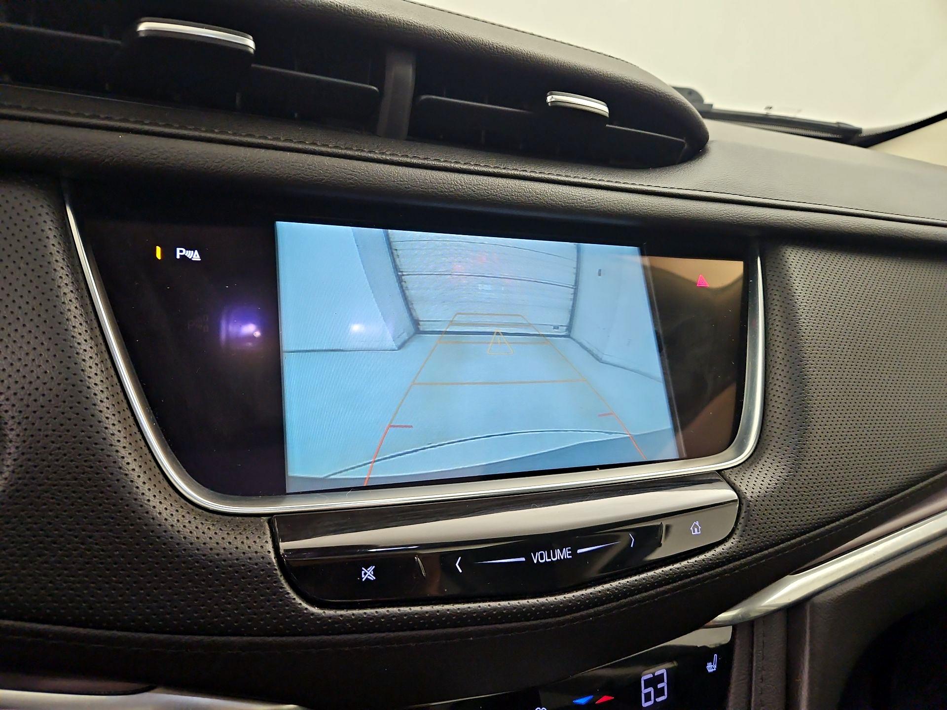 Thumbnail: 2019 Cadillac XT5 - 15