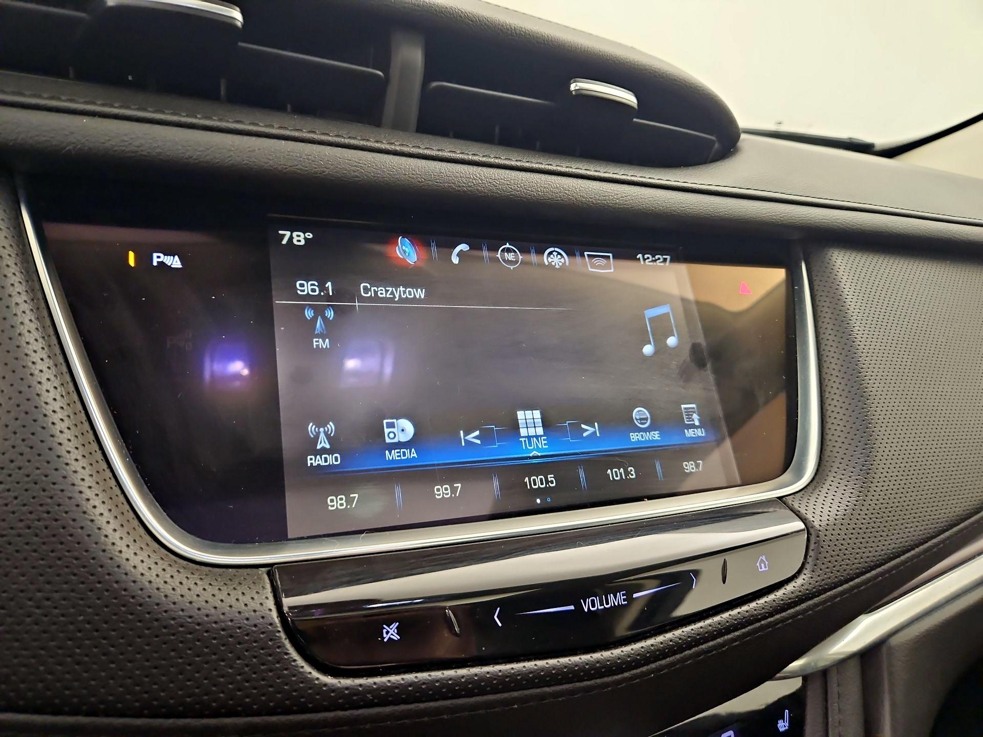 Thumbnail: 2019 Cadillac XT5 - 16