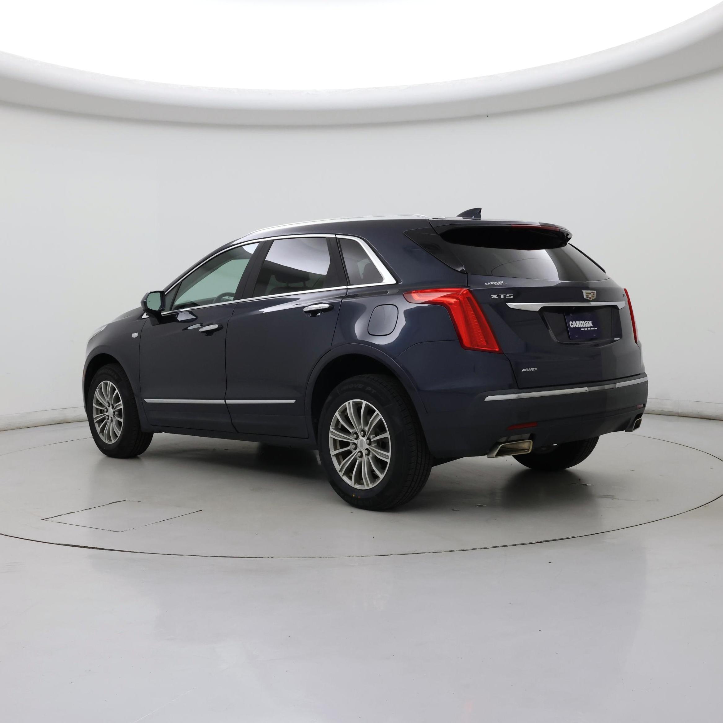 Thumbnail: 2019 Cadillac XT5 - 2