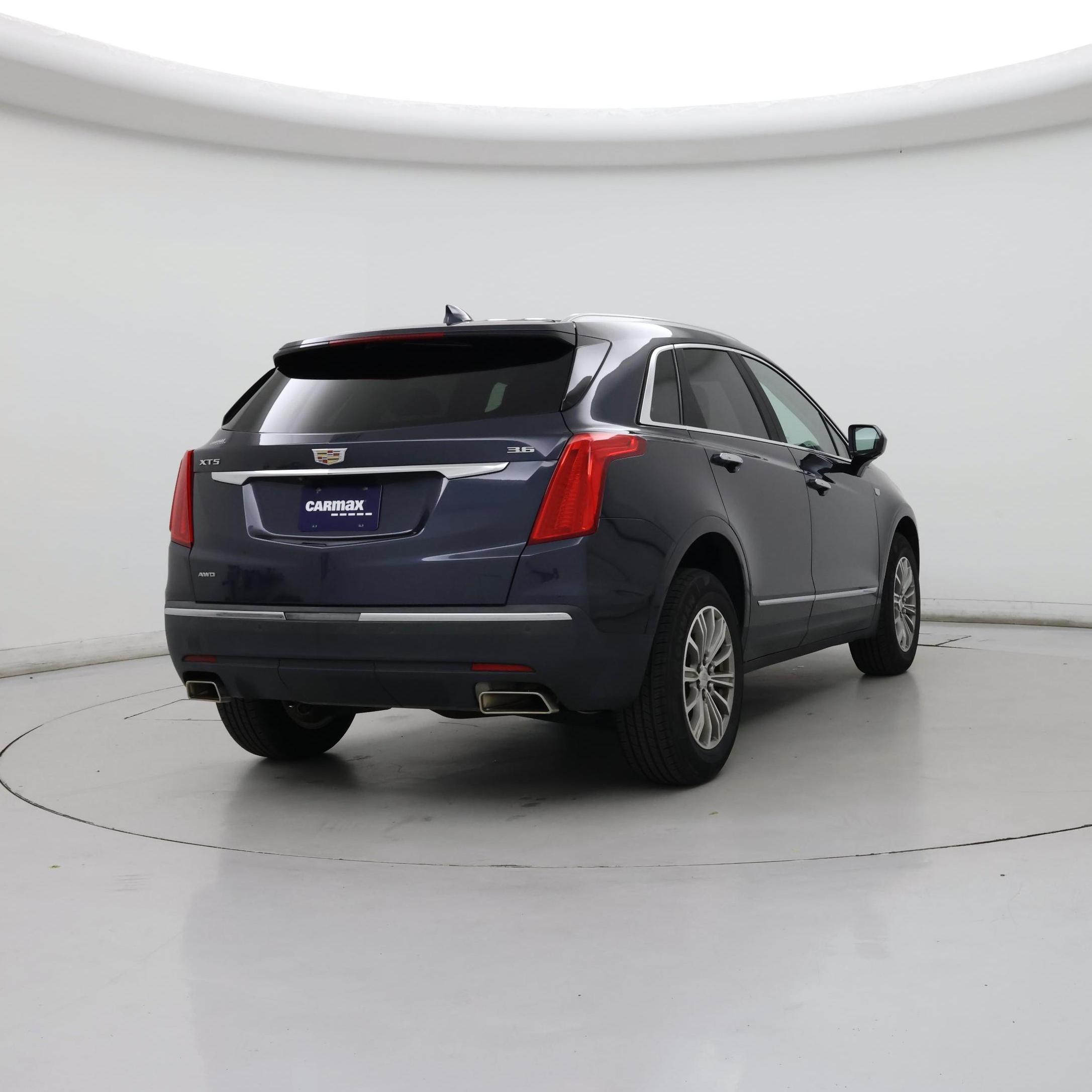 Thumbnail: 2019 Cadillac XT5 - 8