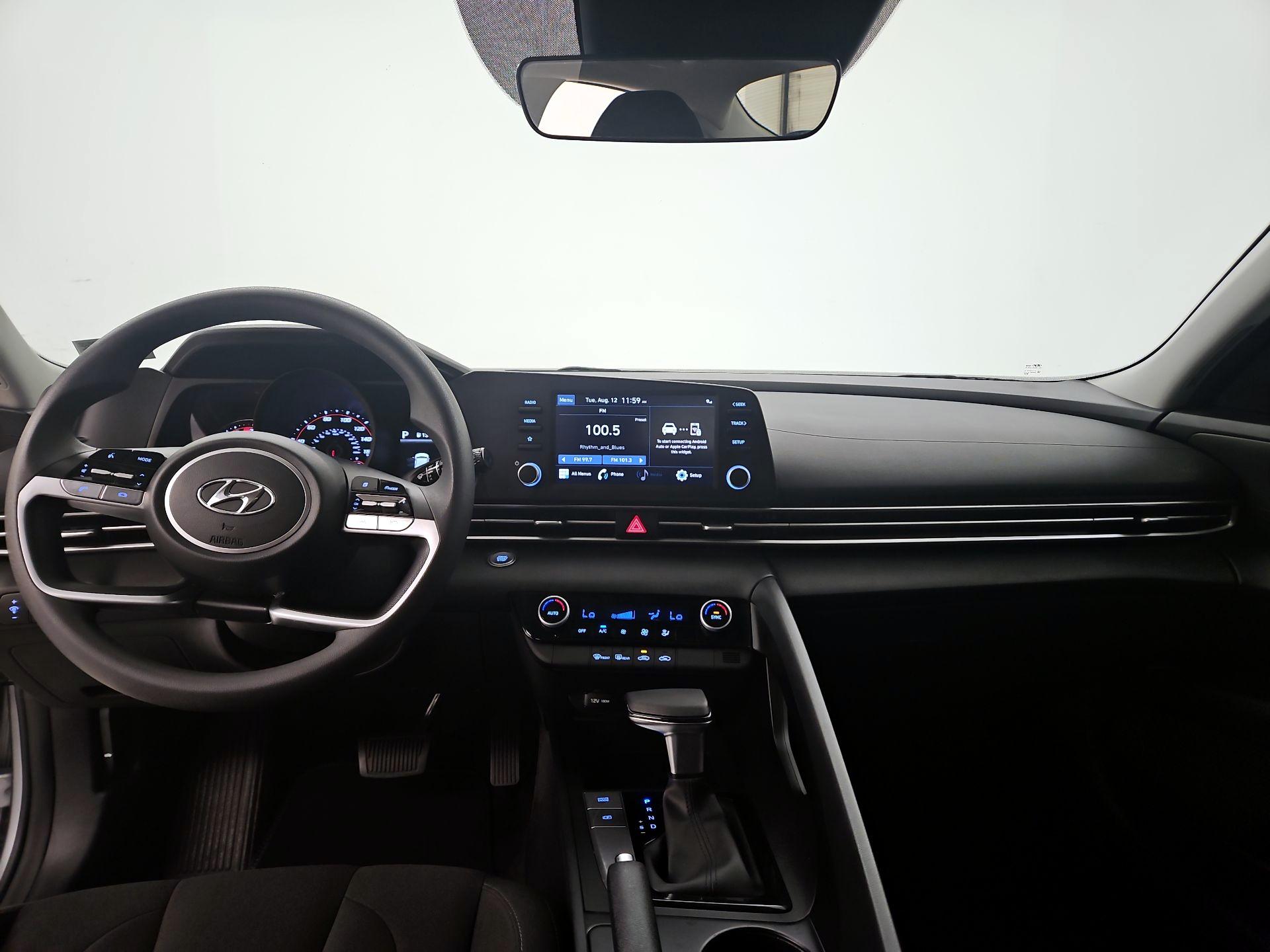 Thumbnail: 2023 Hyundai Elantra - 9