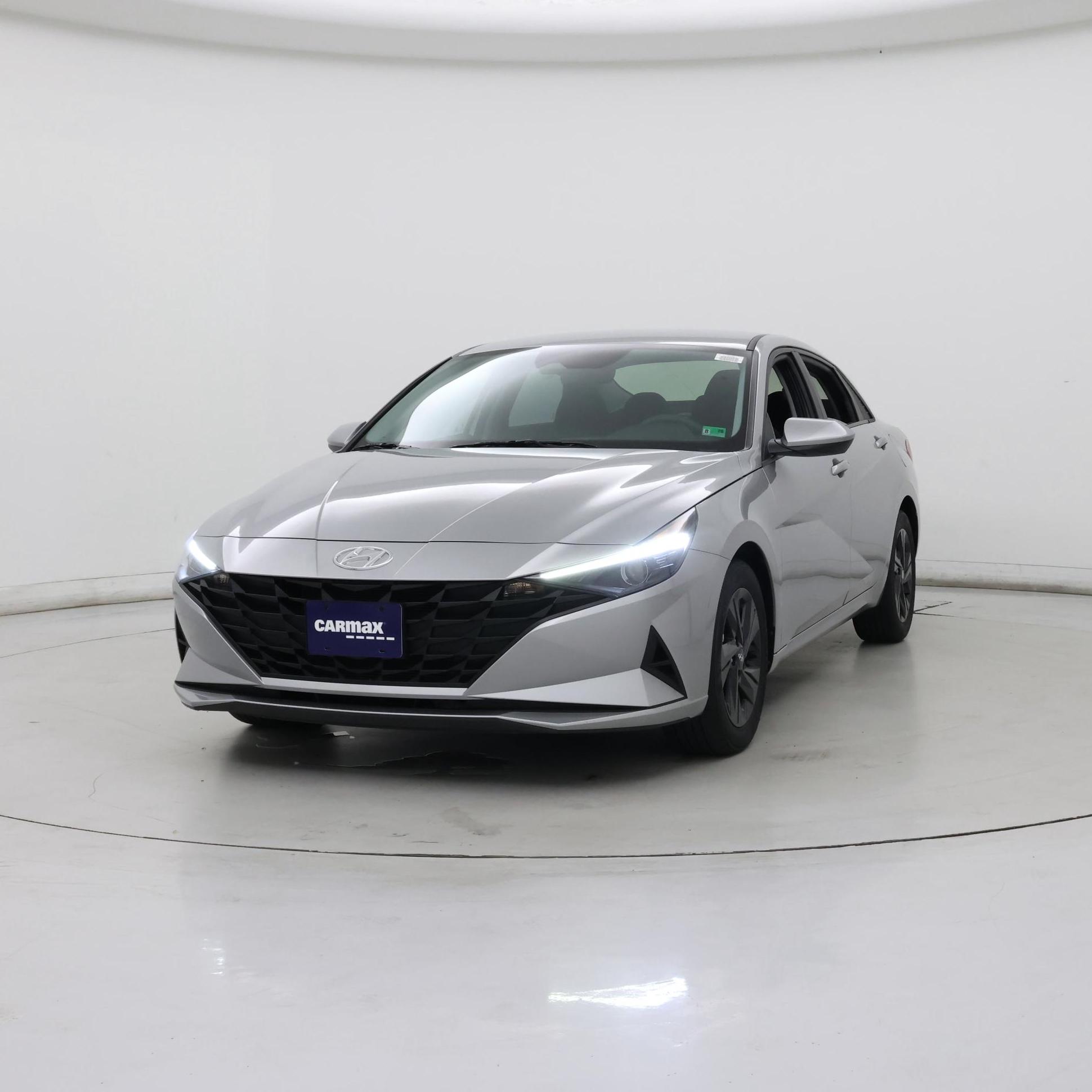 Thumbnail: 2023 Hyundai Elantra - 4