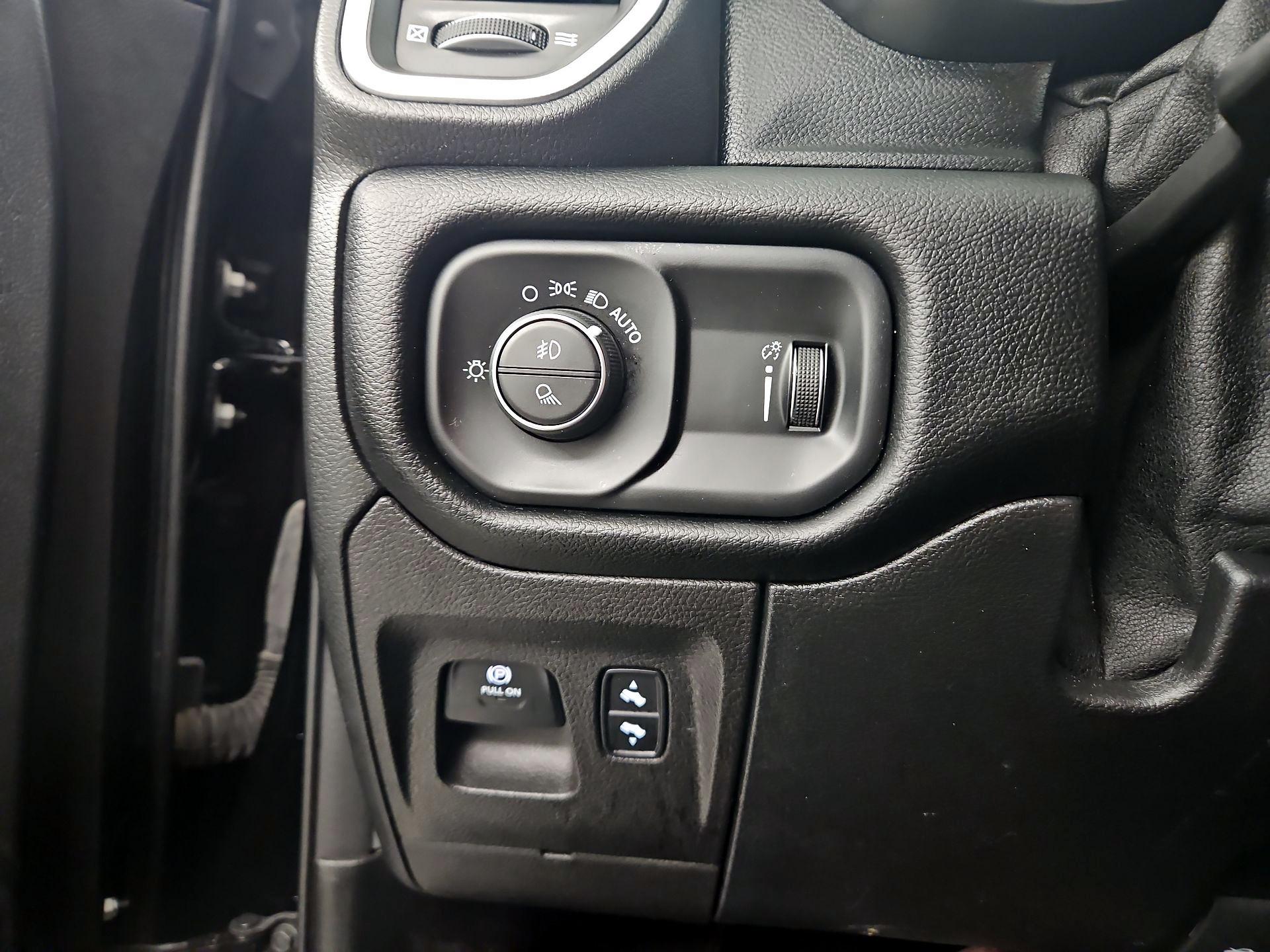 Thumbnail: 2022 RAM 1500 - 13