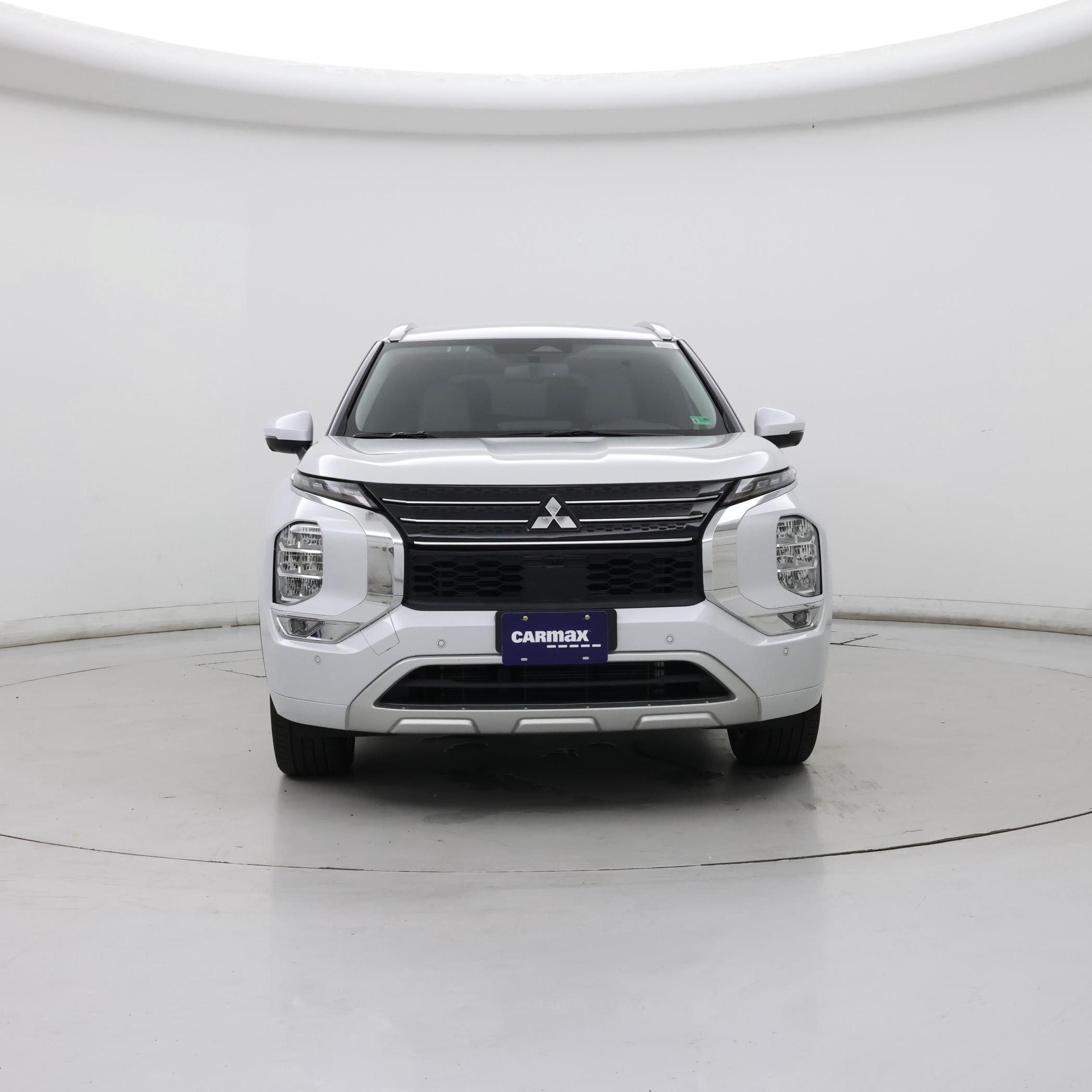 Thumbnail: 2024 Mitsubishi Outlander - 5