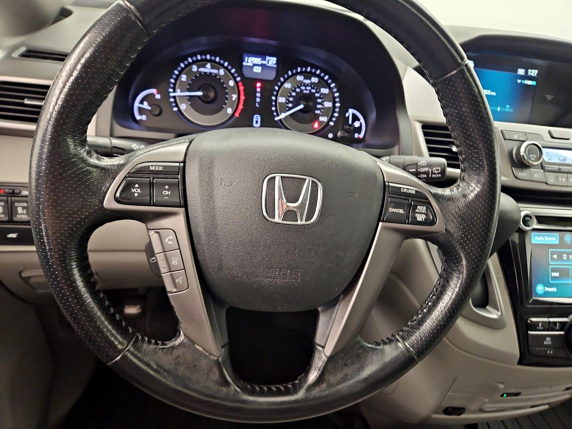 Thumbnail: 2015 Honda Odyssey - 10