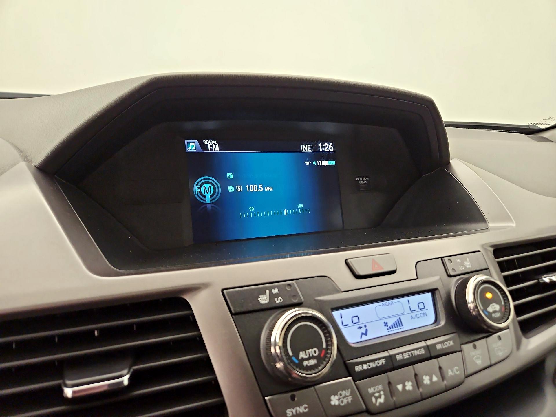 Thumbnail: 2015 Honda Odyssey - 15
