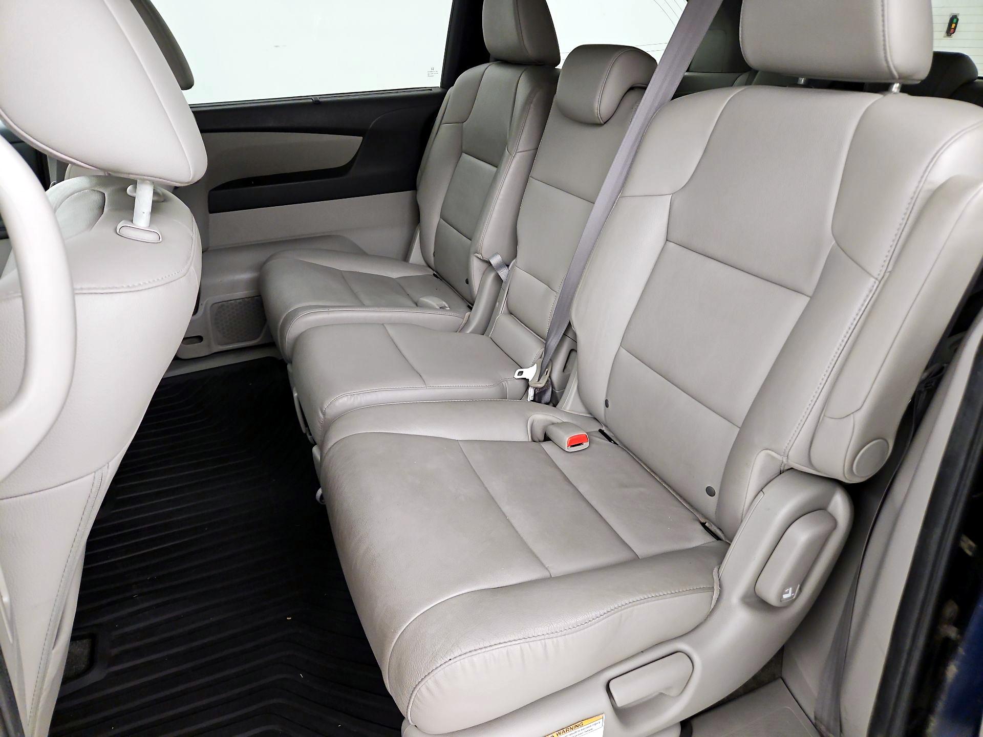 Thumbnail: 2015 Honda Odyssey - 20