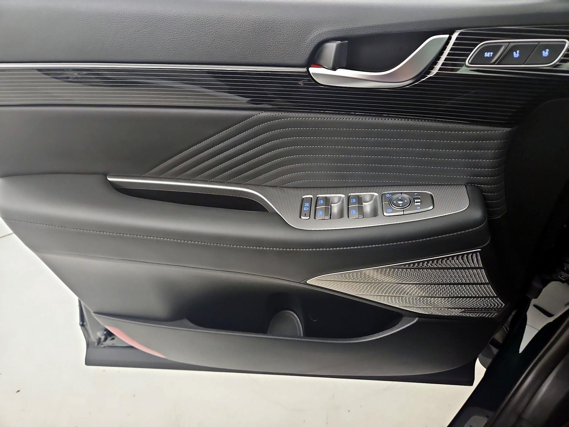 Thumbnail: 2023 Hyundai Palisade - 12