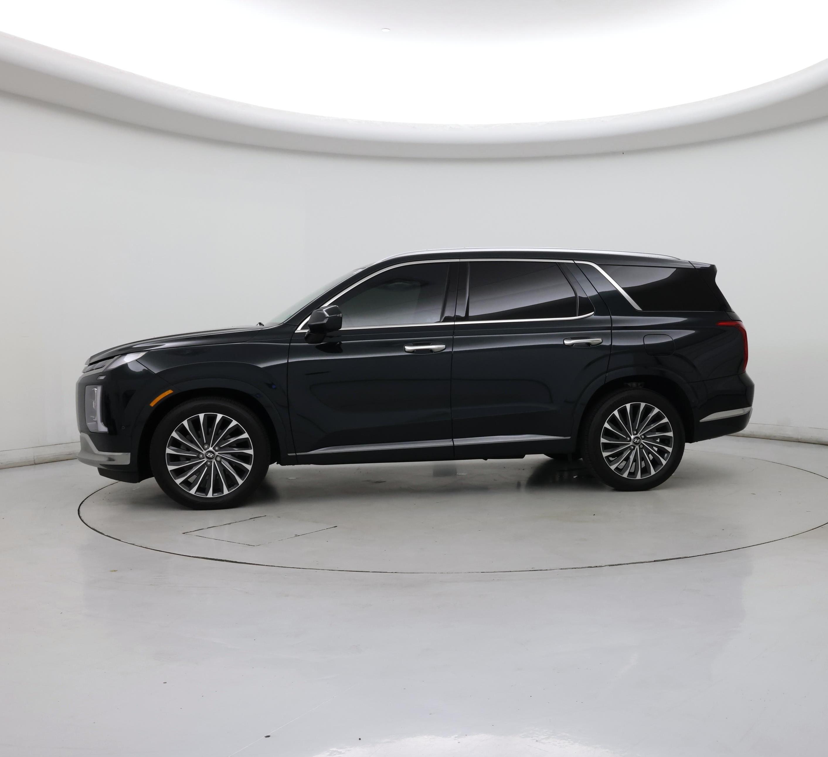 Thumbnail: 2023 Hyundai Palisade - 3
