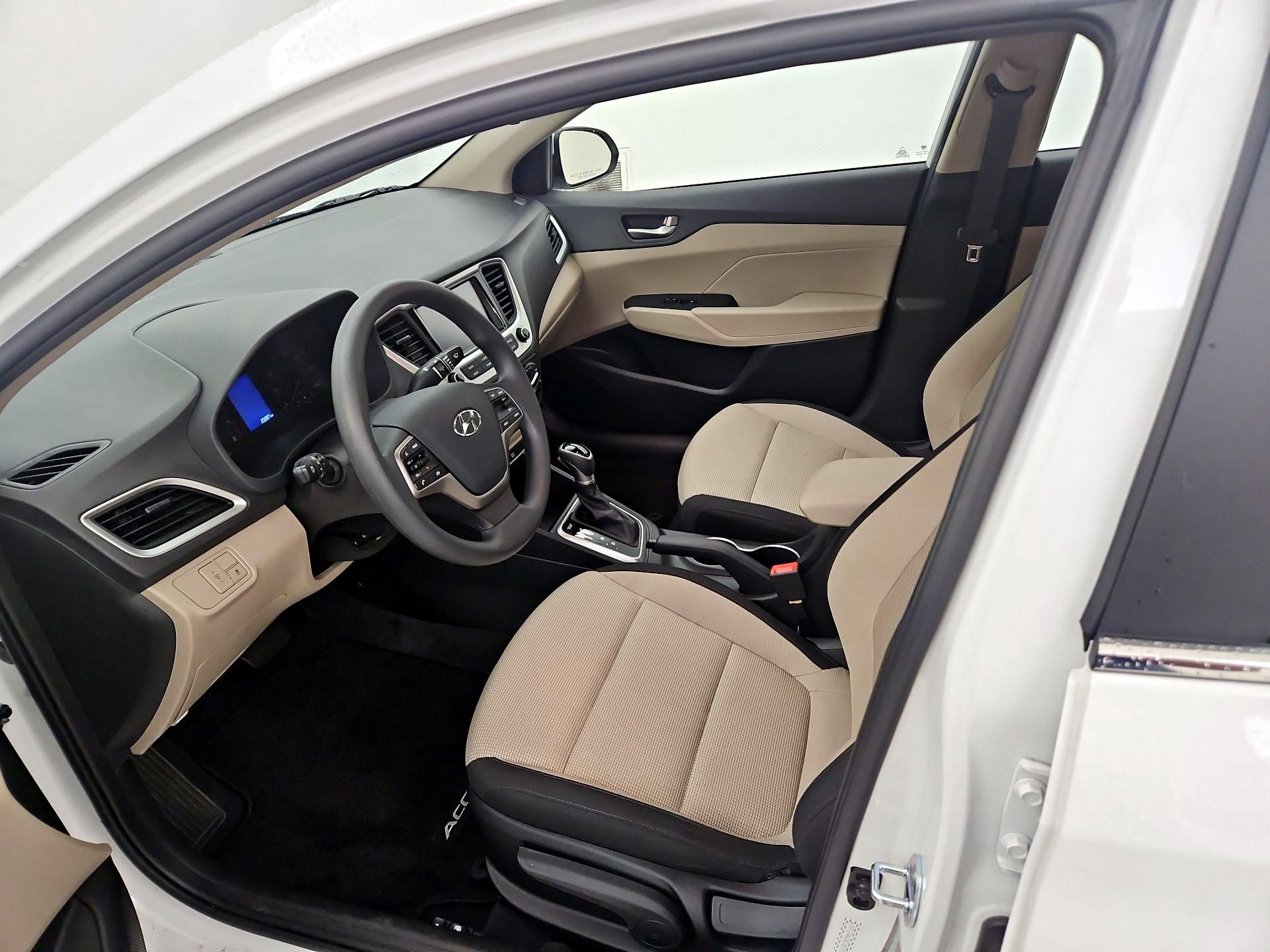 Thumbnail: 2022 Hyundai Accent - 11