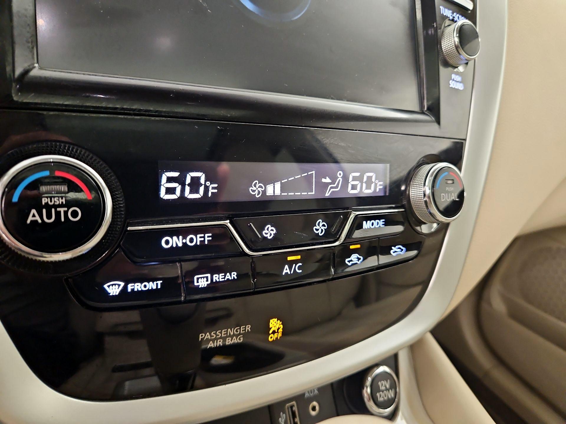 Thumbnail: 2018 Nissan Murano - 17