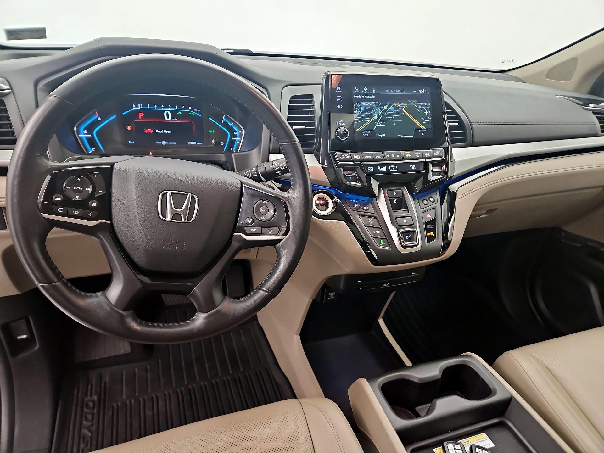 Thumbnail: 2018 Honda Odyssey - 9