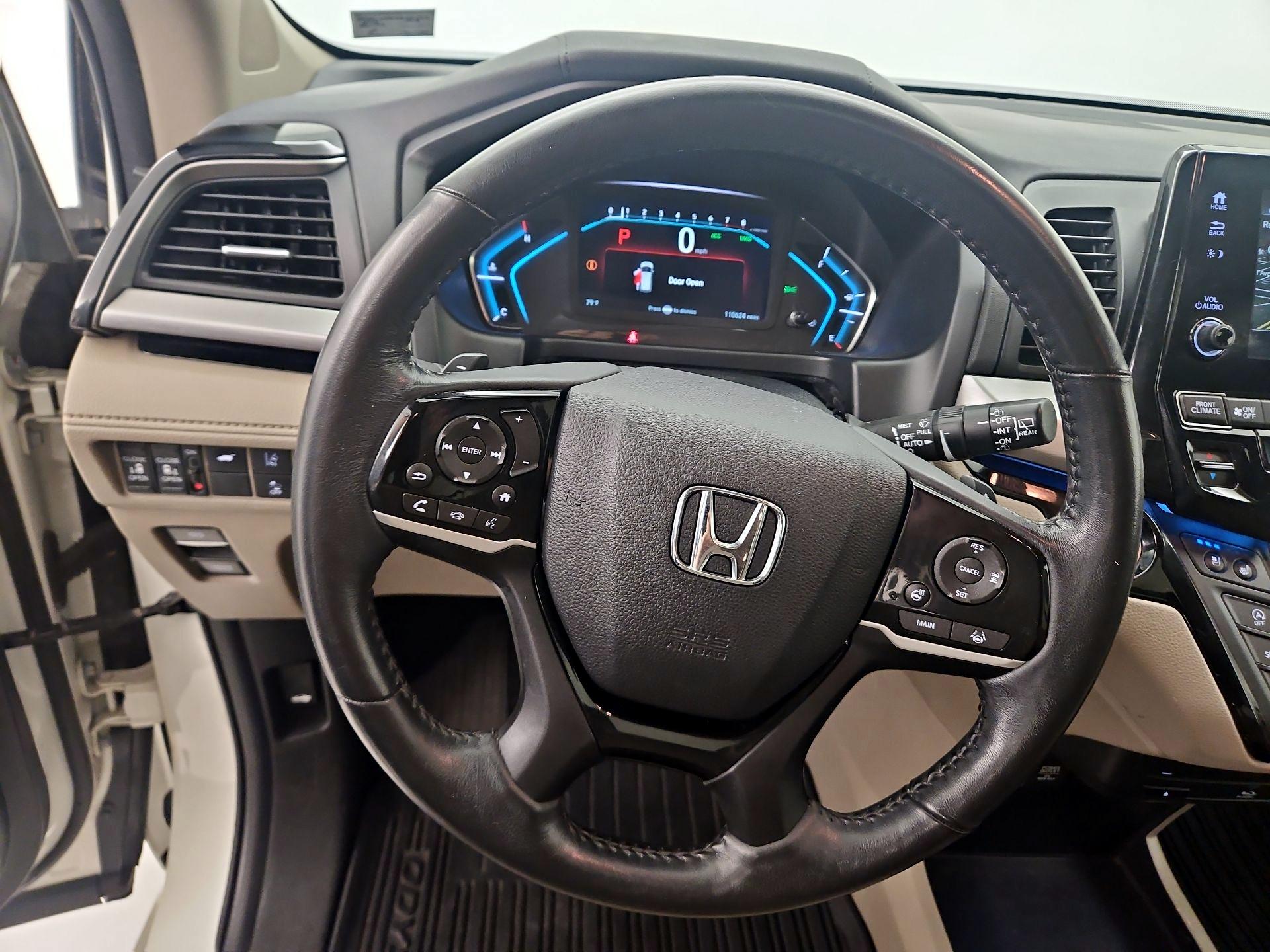 Thumbnail: 2018 Honda Odyssey - 10