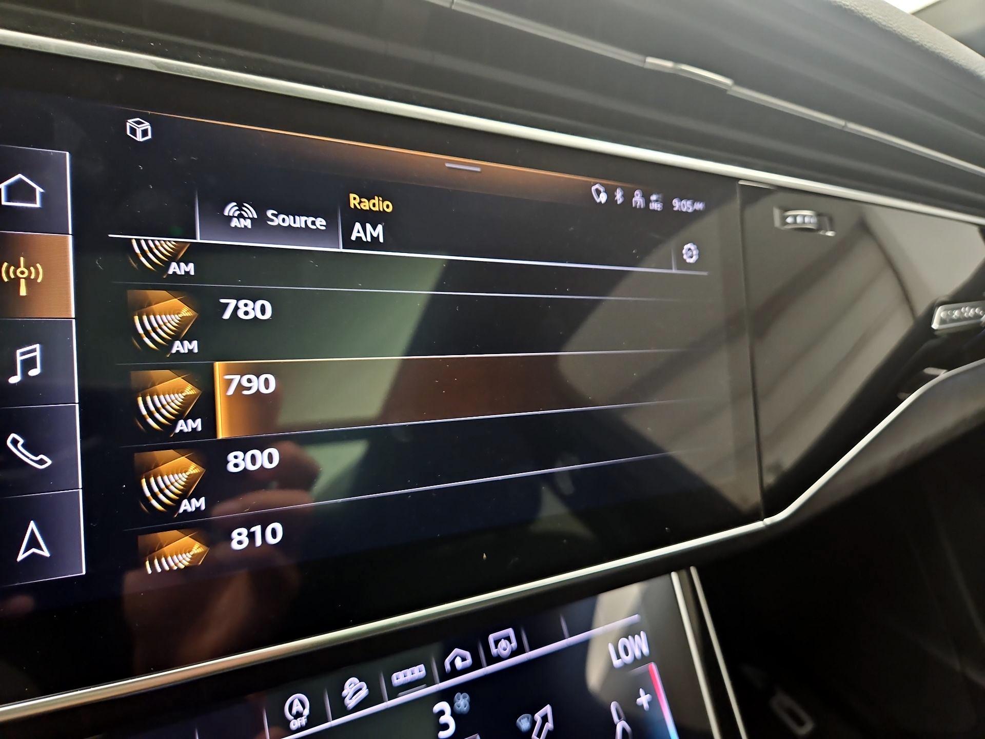Thumbnail: 2023 Audi Q7 - 16