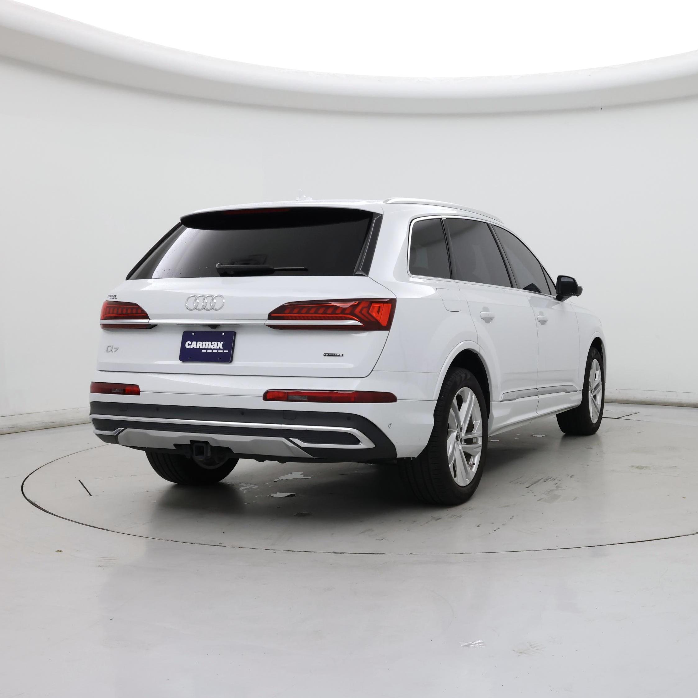 Thumbnail: 2023 Audi Q7 - 8