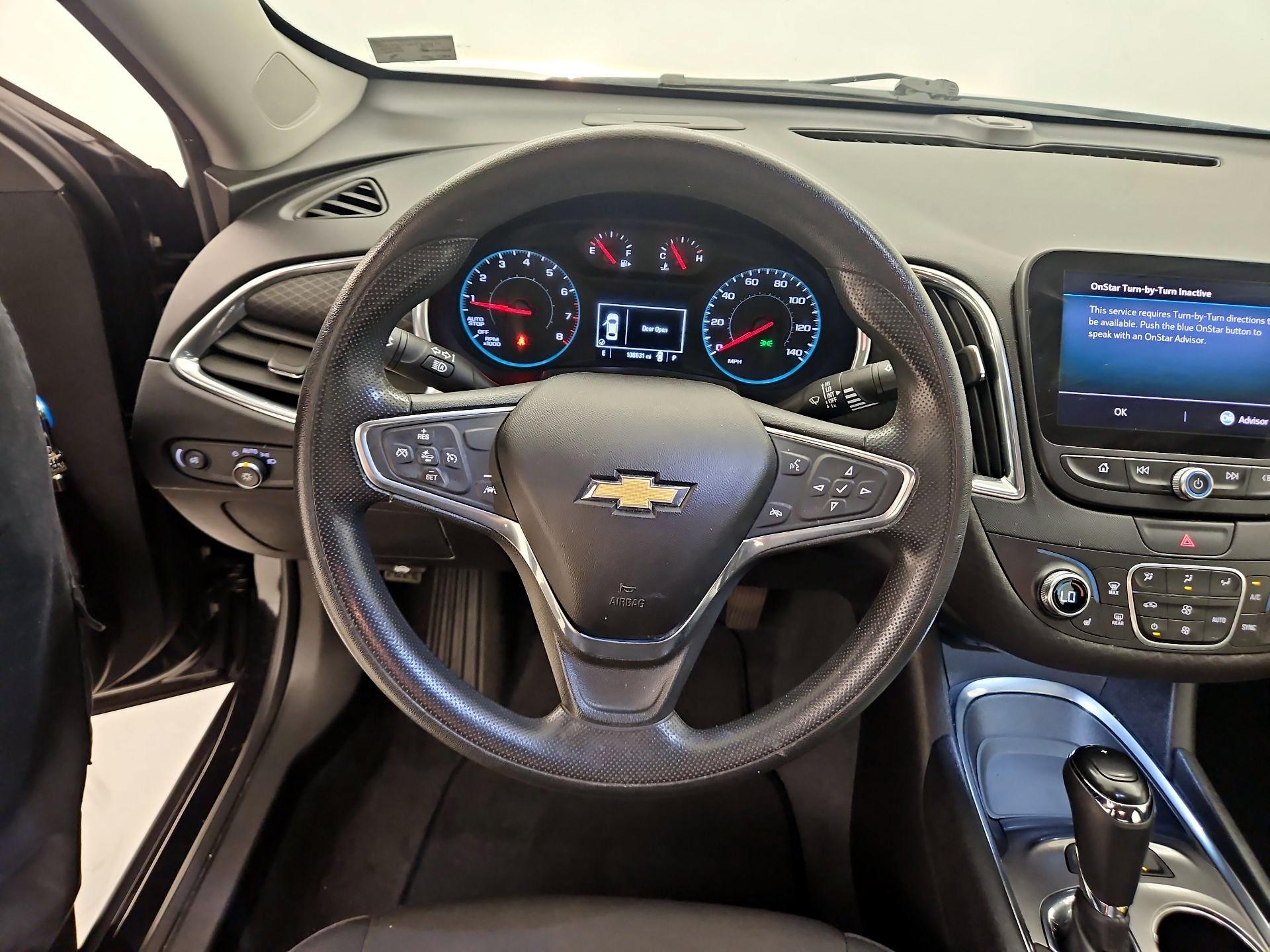 Thumbnail: 2019 Chevrolet Malibu - 10