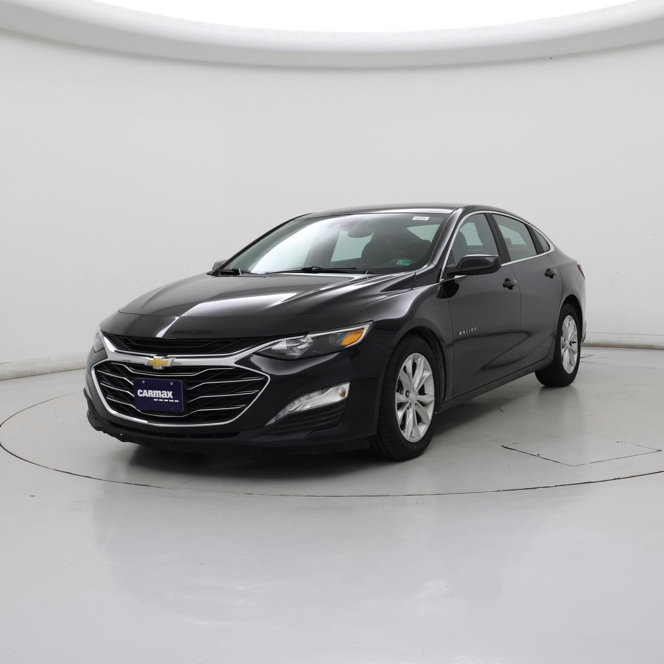 Thumbnail: 2019 Chevrolet Malibu - 4