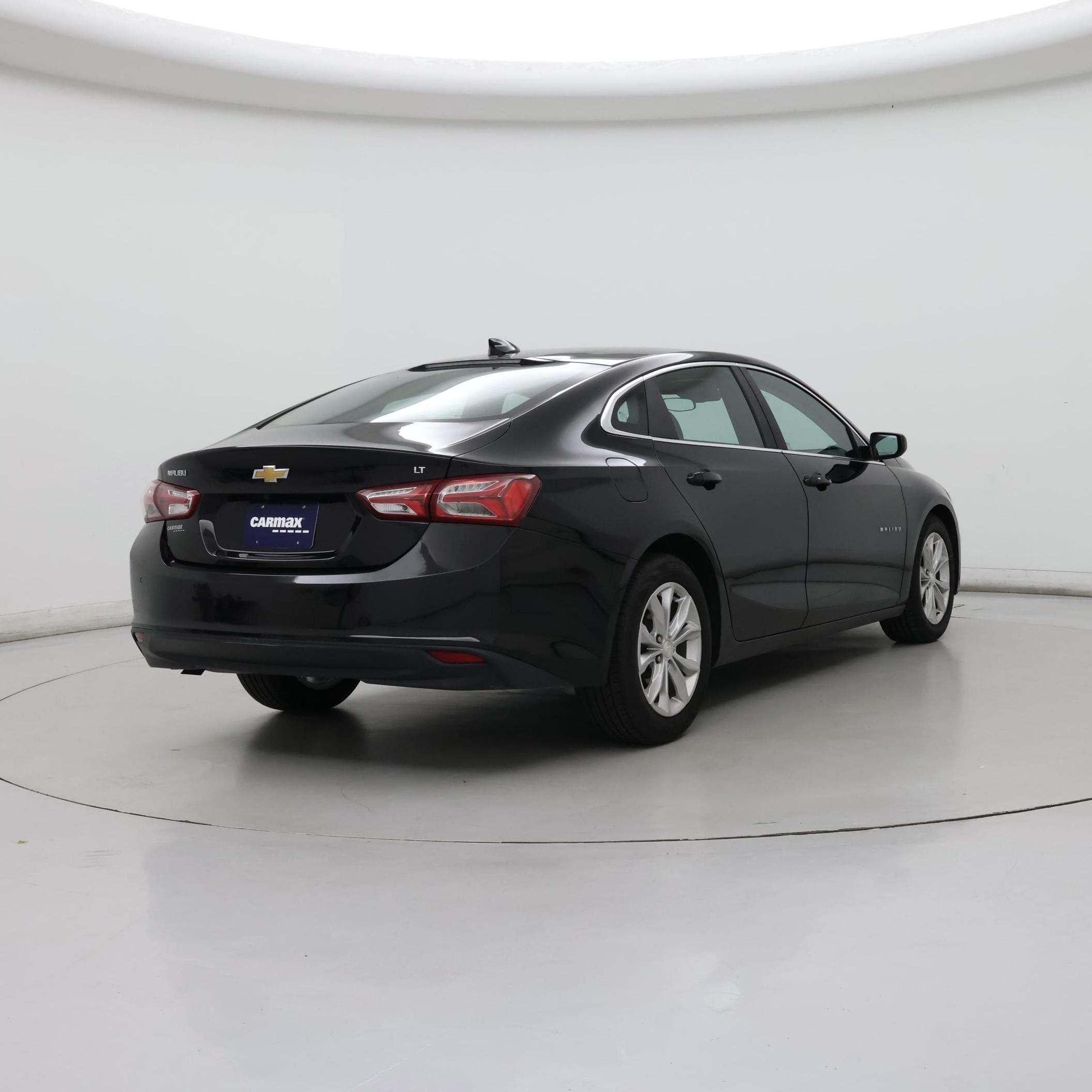 Thumbnail: 2019 Chevrolet Malibu - 8