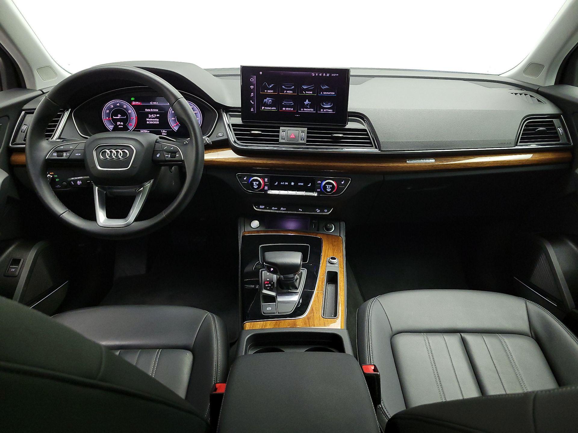 Thumbnail: 2023 Audi Q5 - 9