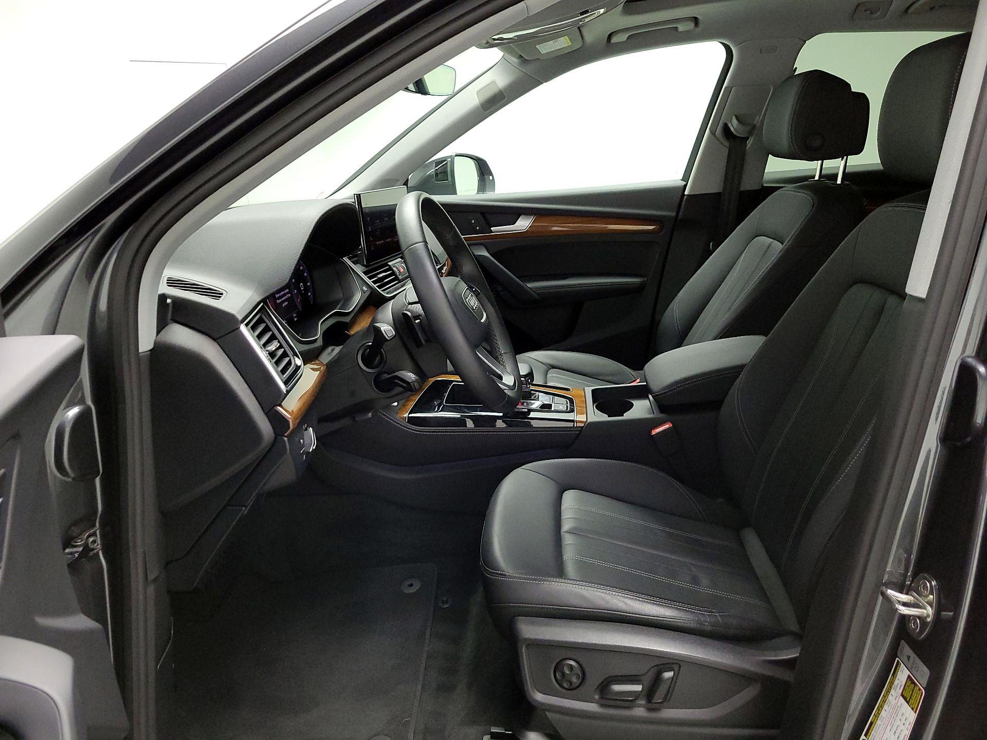Thumbnail: 2023 Audi Q5 - 11