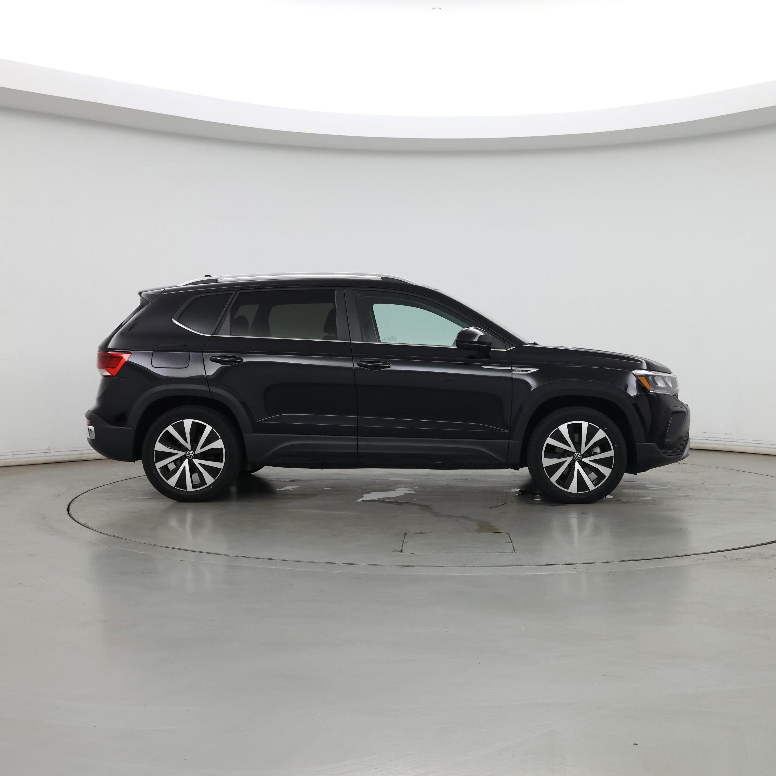 Thumbnail: 2022 Volkswagen Taos - 7