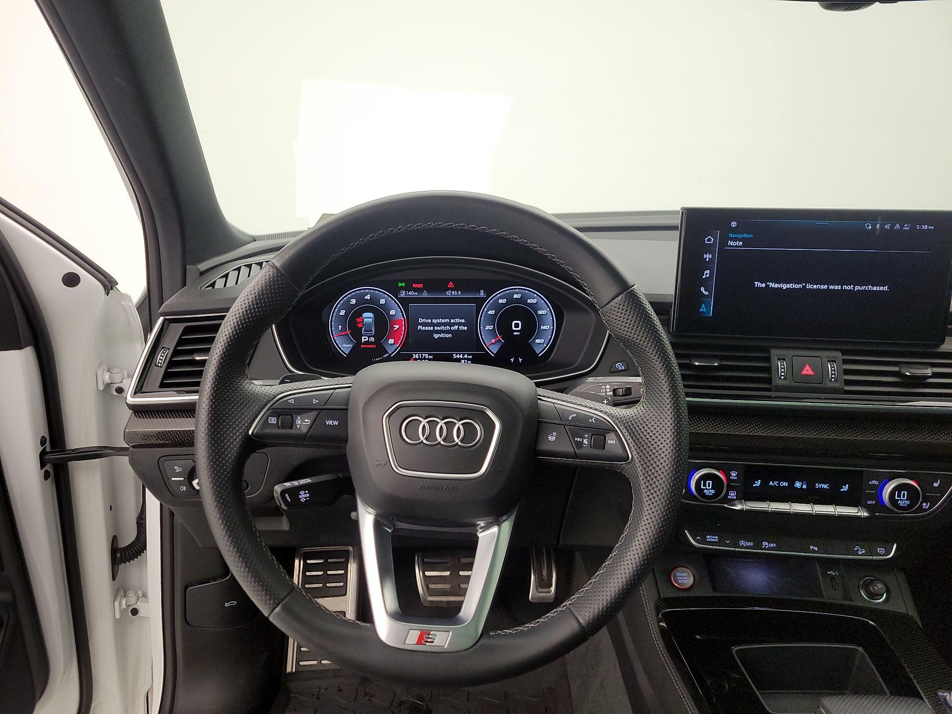 Thumbnail: 2022 Audi SQ5 - 10