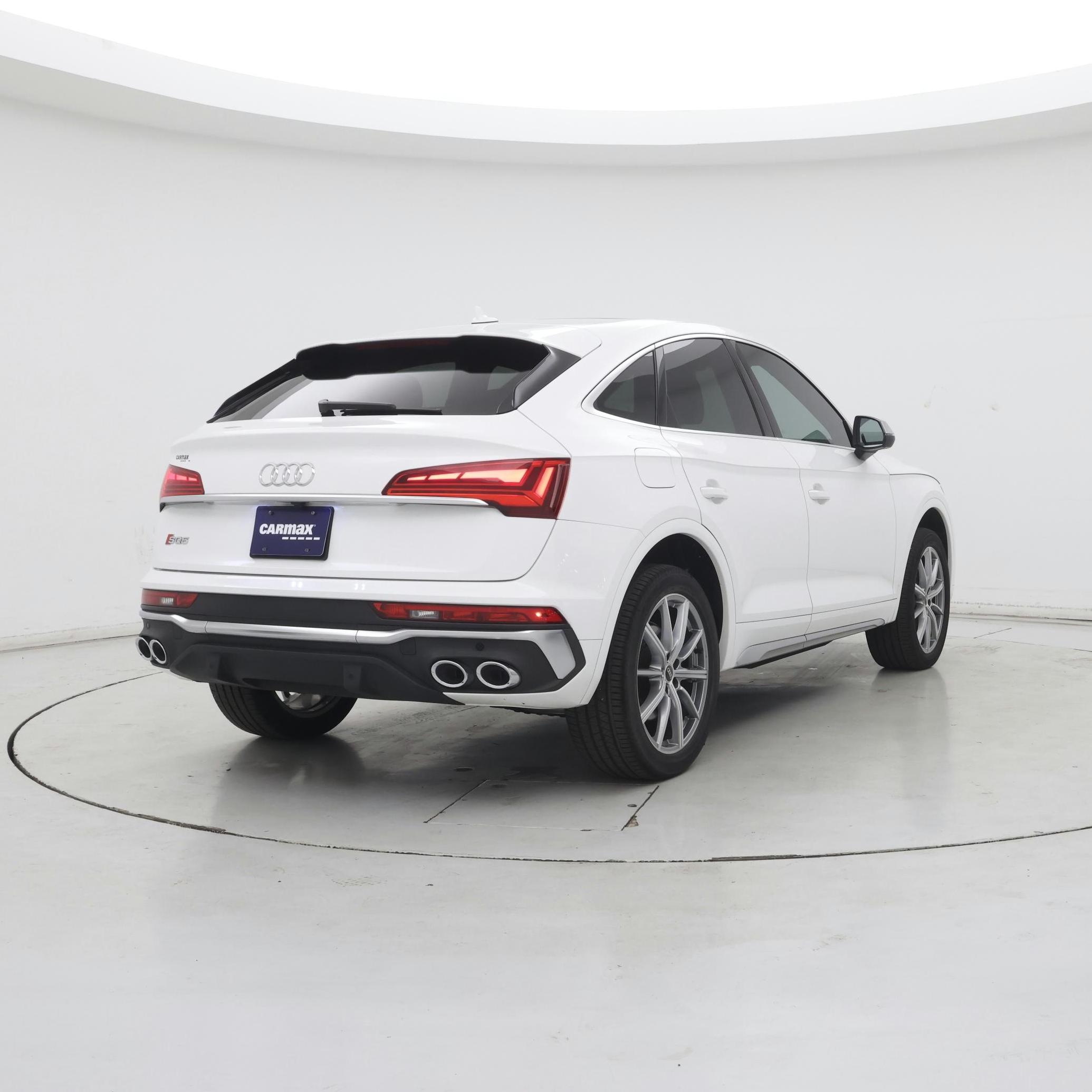 Thumbnail: 2022 Audi SQ5 - 8