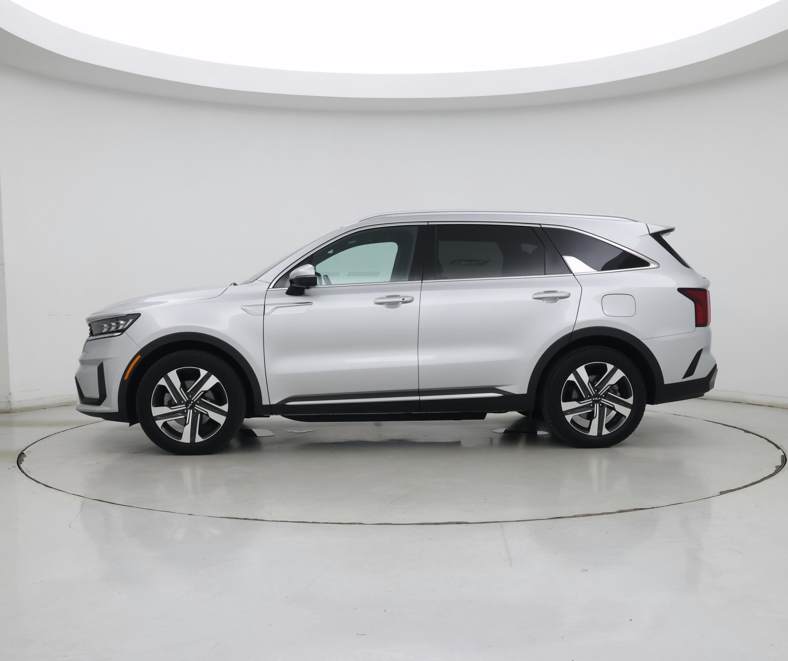 Thumbnail: 2023 Kia Sorento - 3