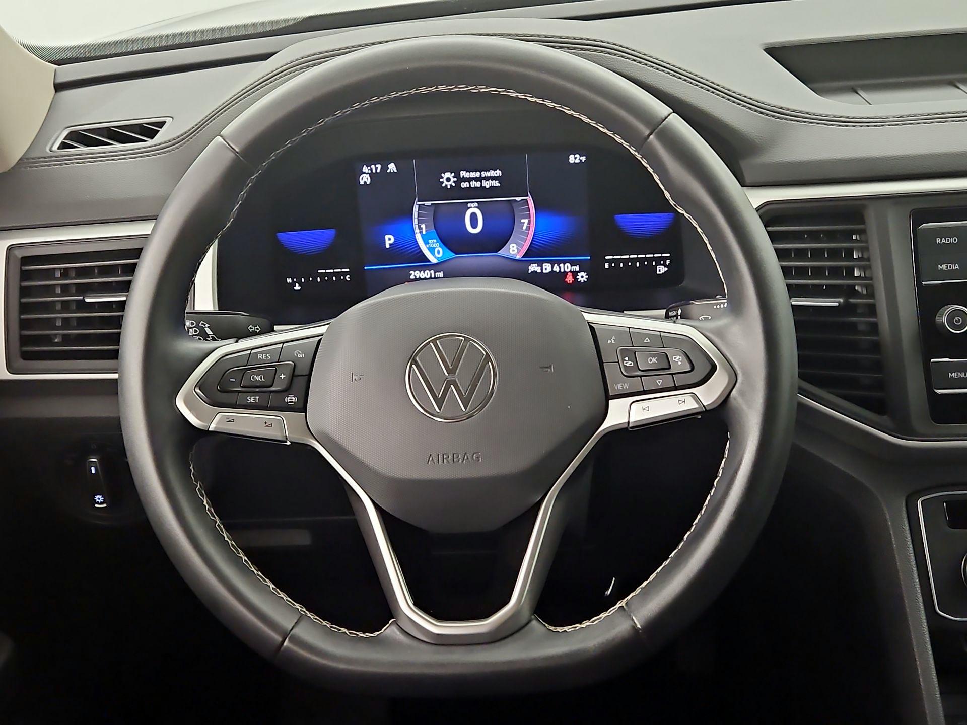 Thumbnail: 2022 Volkswagen Atlas - 10