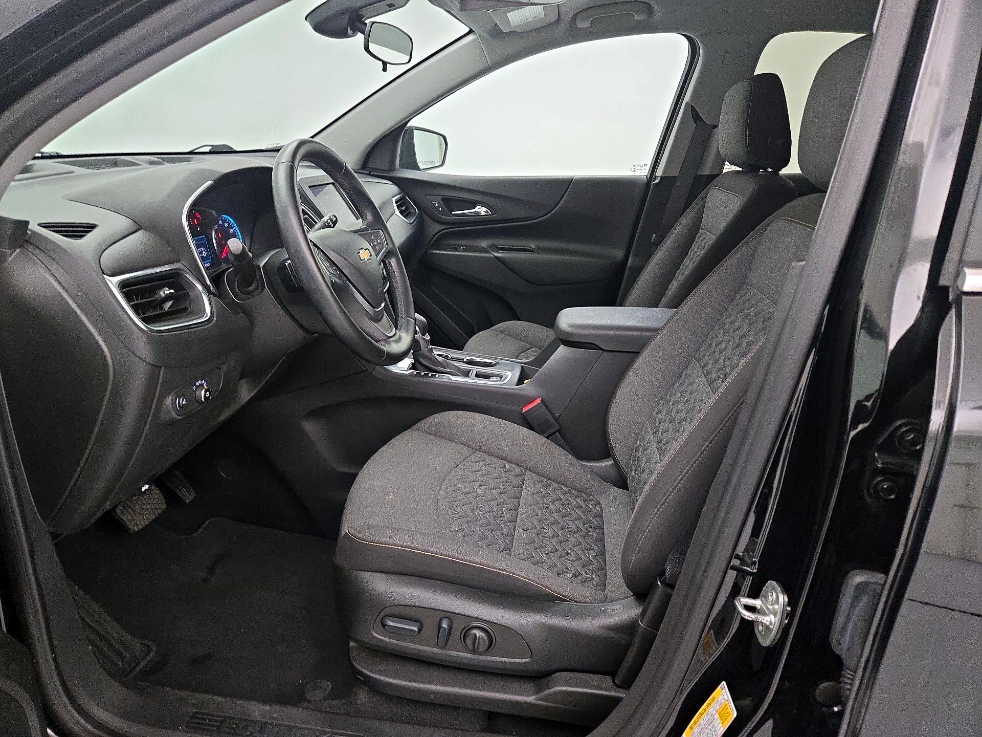Thumbnail: 2023 Chevrolet Equinox - 11