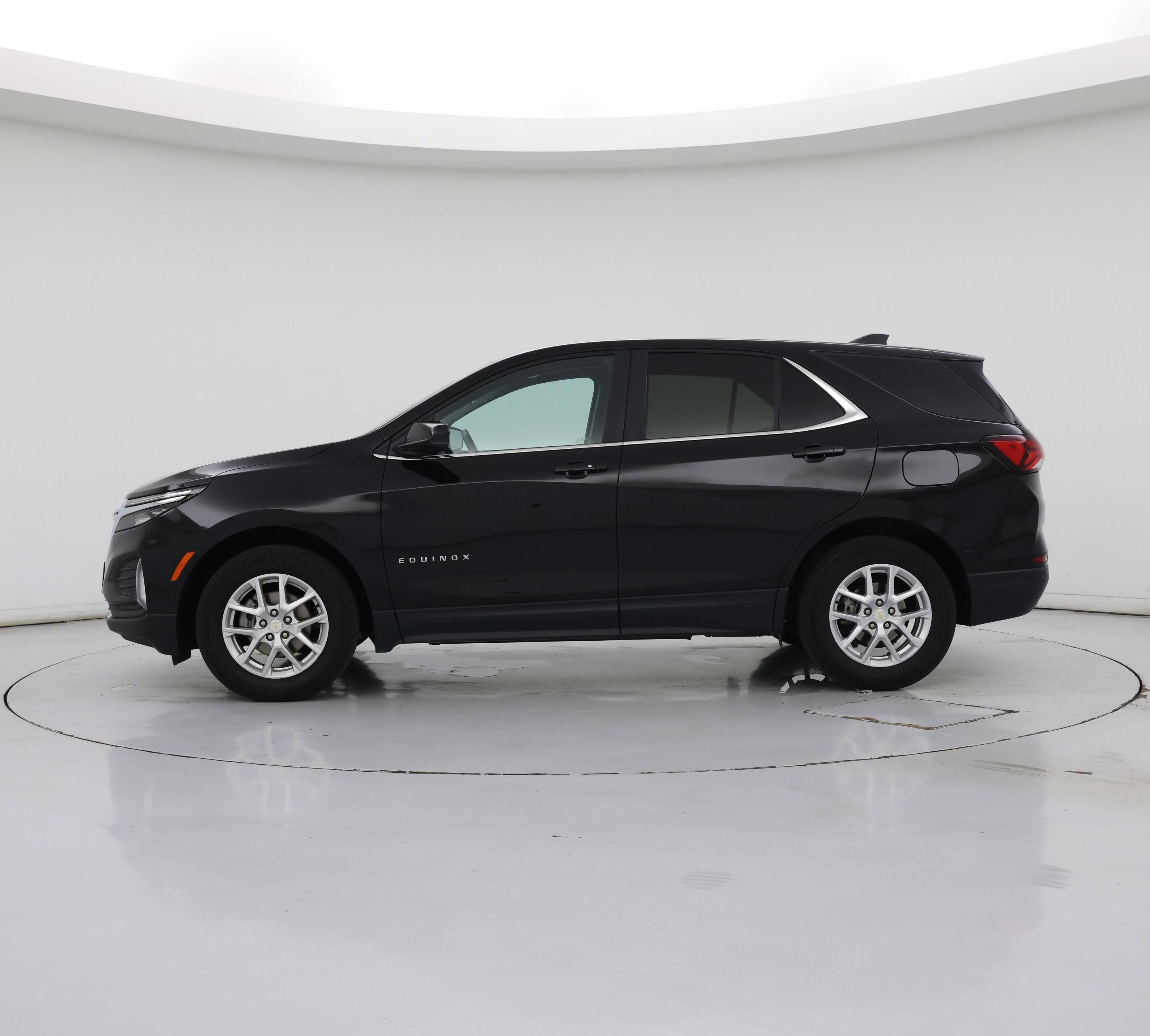 Thumbnail: 2023 Chevrolet Equinox - 3