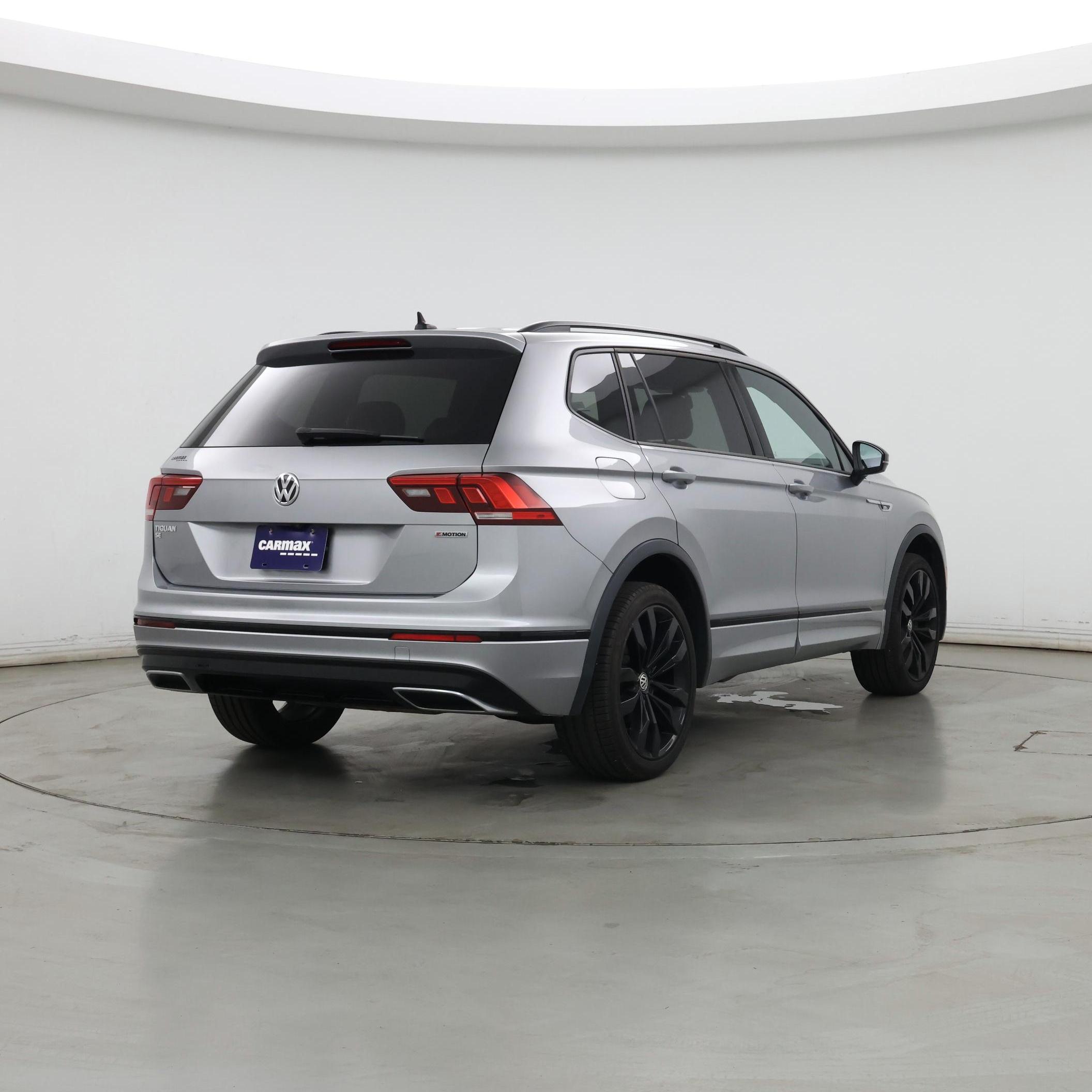 Thumbnail: 2021 Volkswagen Tiguan - 8