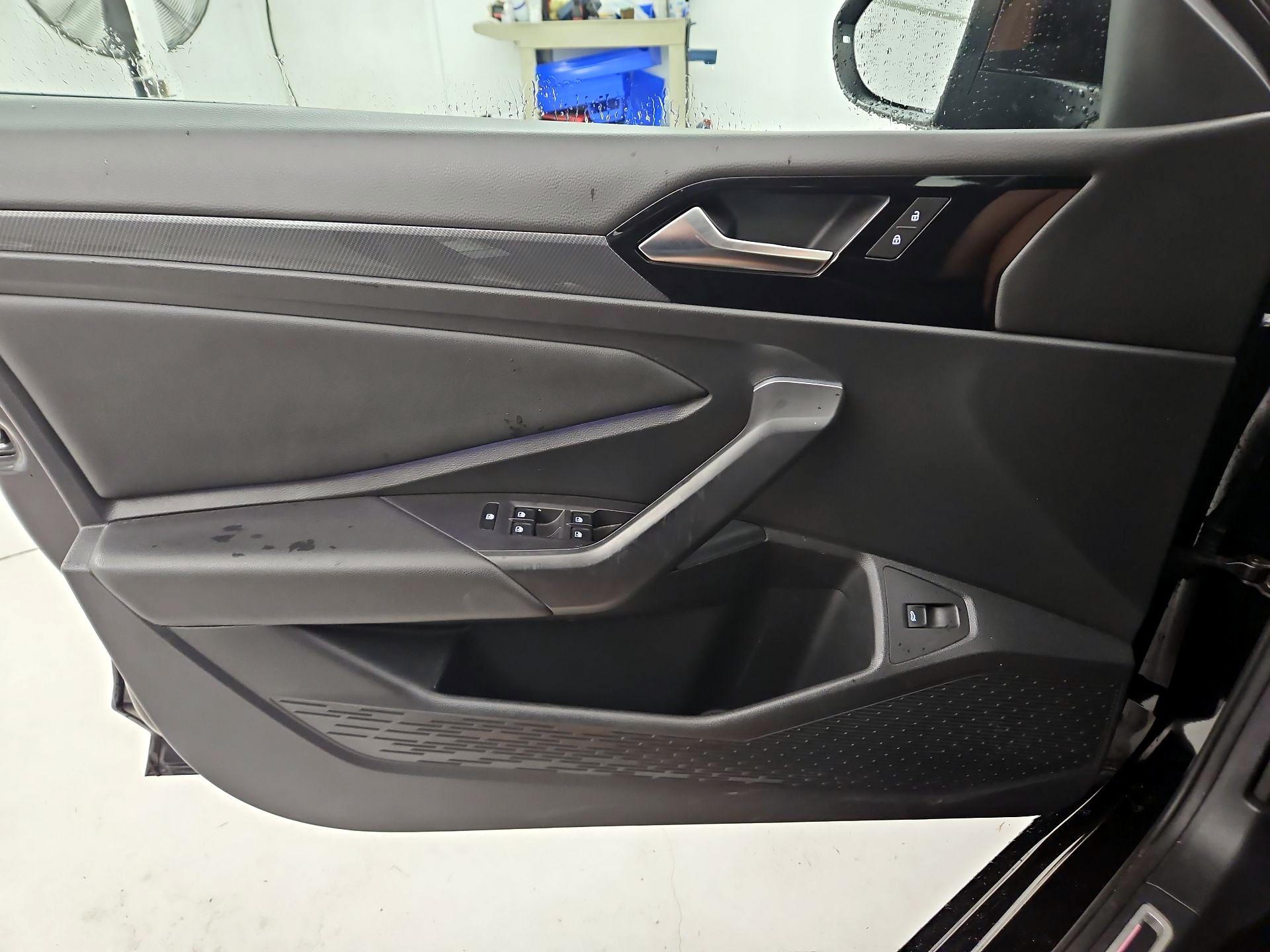 Thumbnail: 2019 Volkswagen Jetta - 12