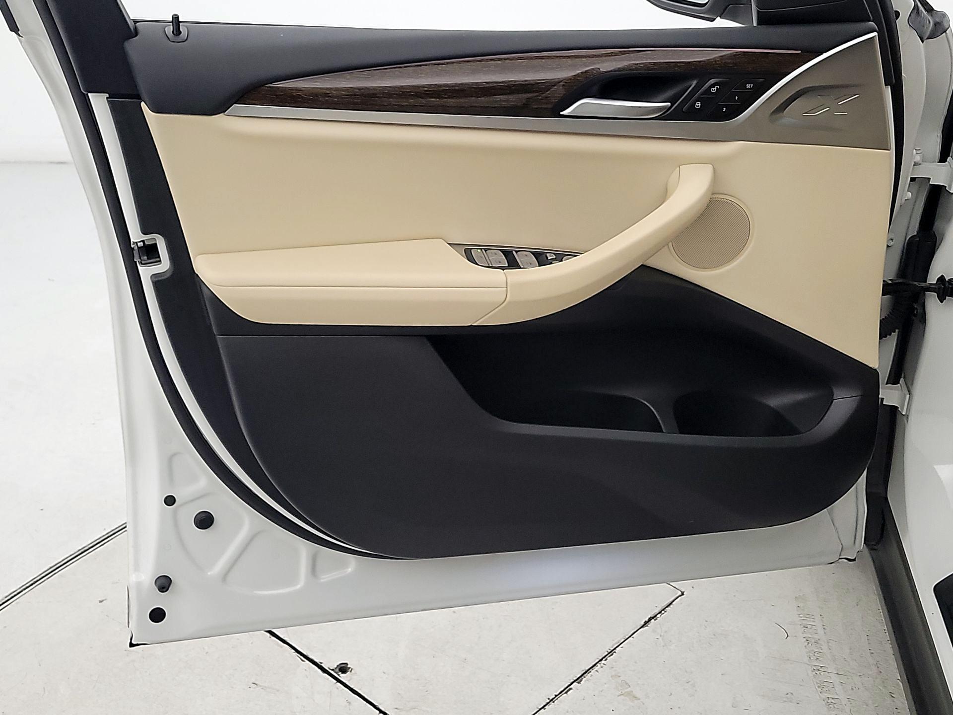 Thumbnail: 2022 BMW X3 - 12