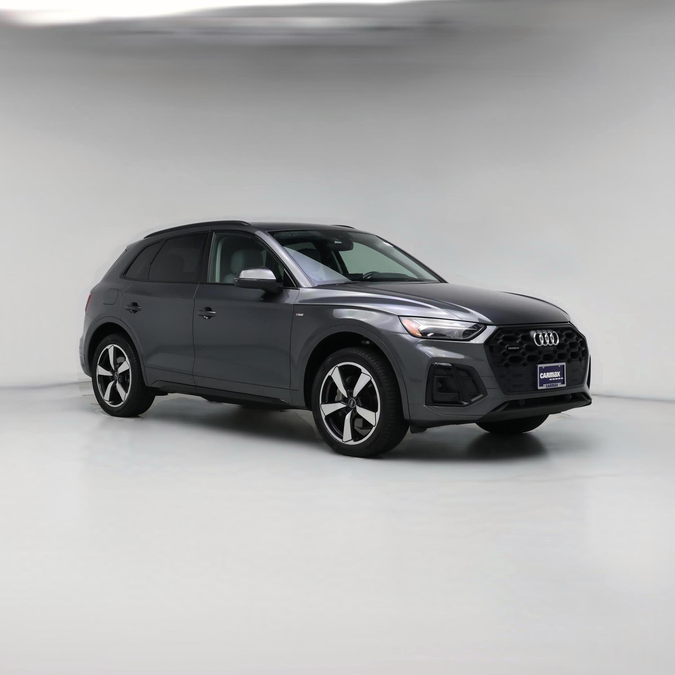 Thumbnail: 2022 Audi Q5 - 1