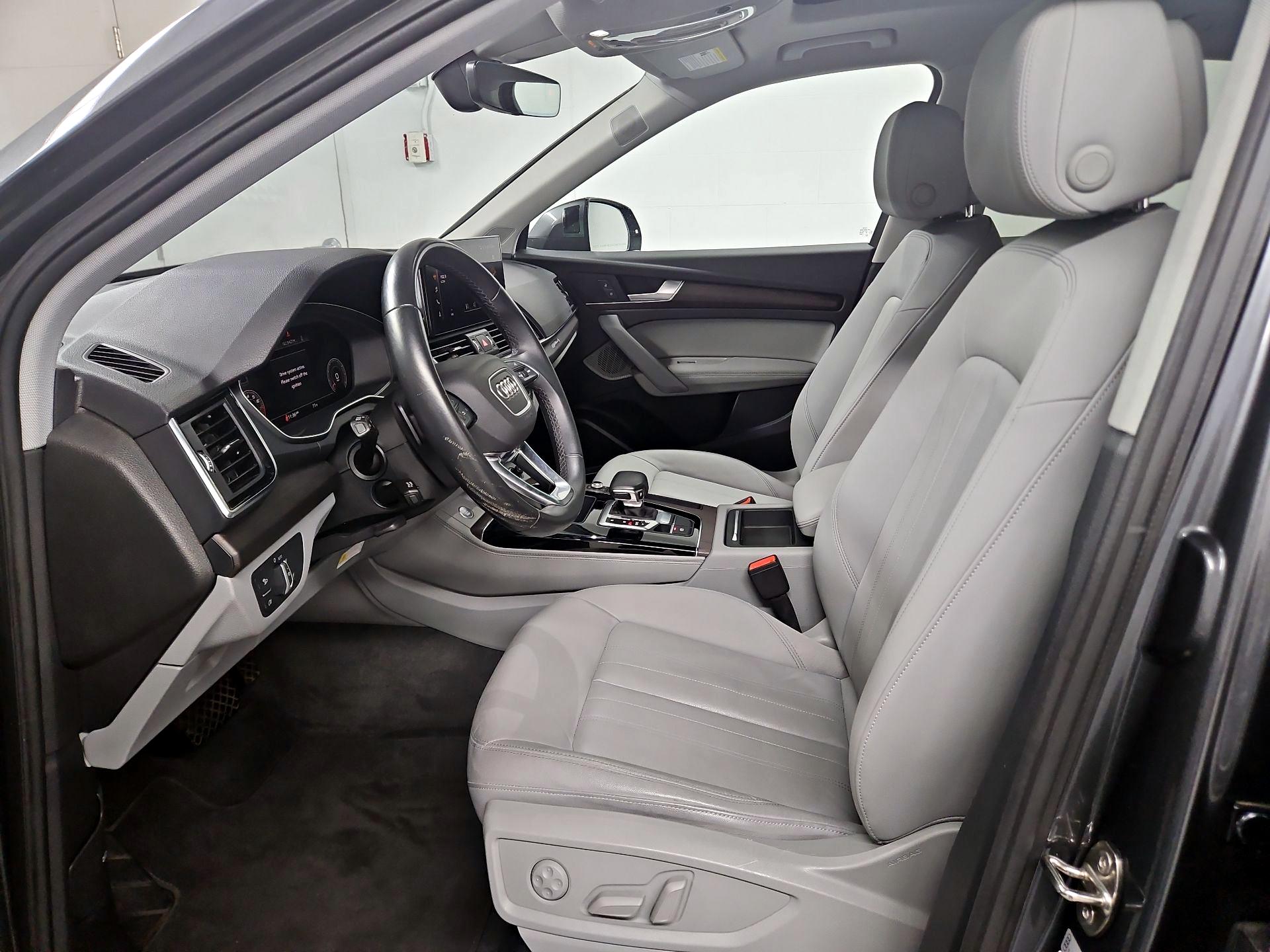 Thumbnail: 2022 Audi Q5 - 11