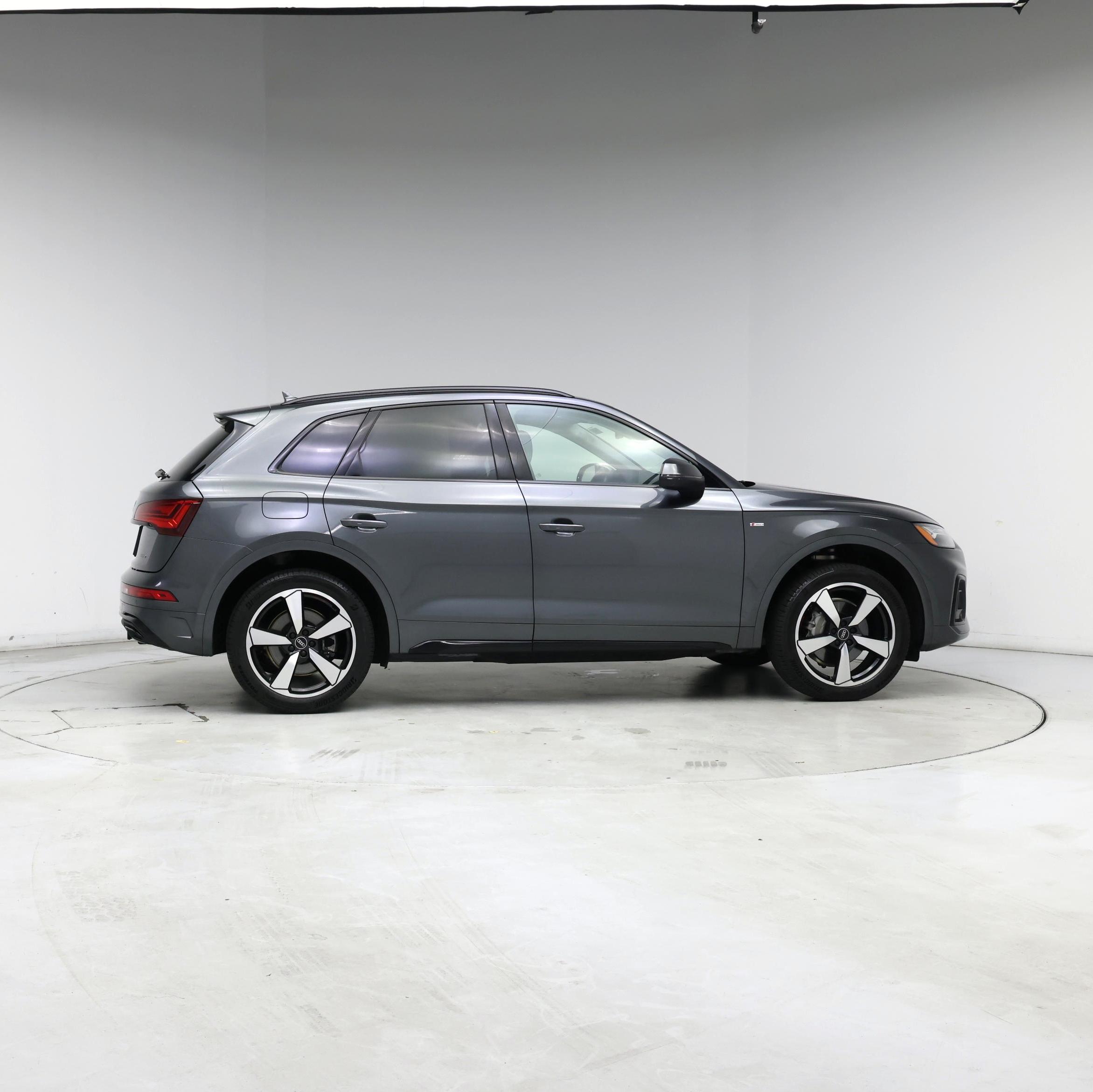 Thumbnail: 2022 Audi Q5 - 7