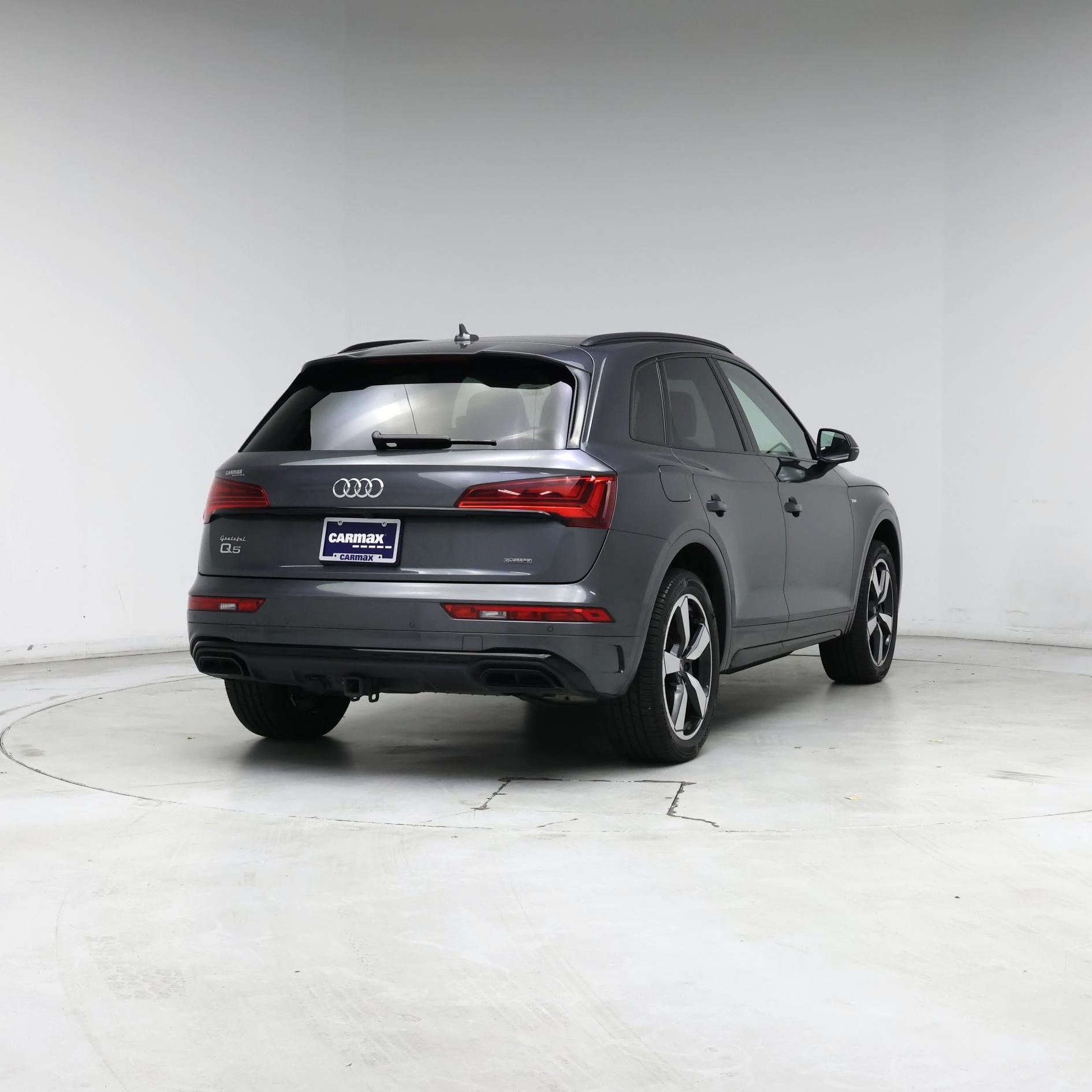 Thumbnail: 2022 Audi Q5 - 8