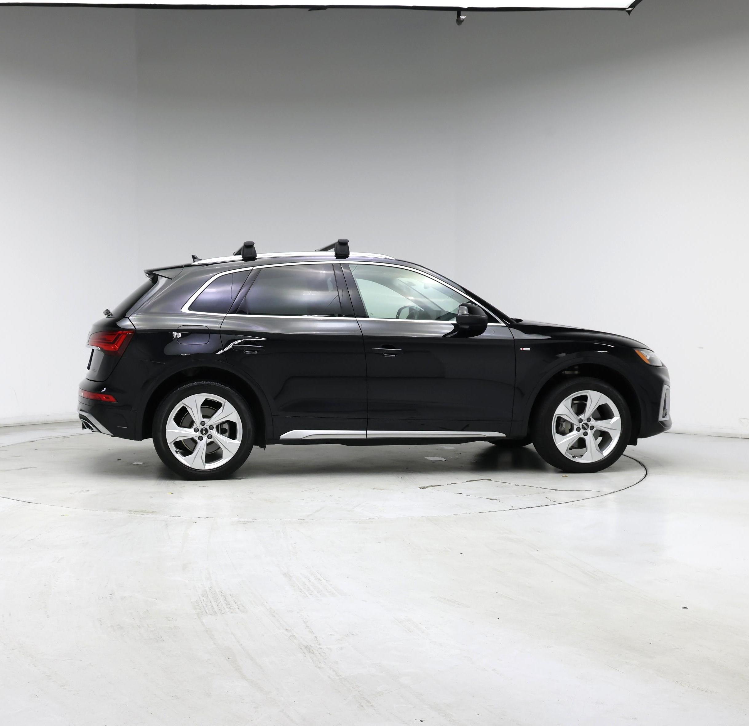 Thumbnail: 2022 Audi Q5 - 7