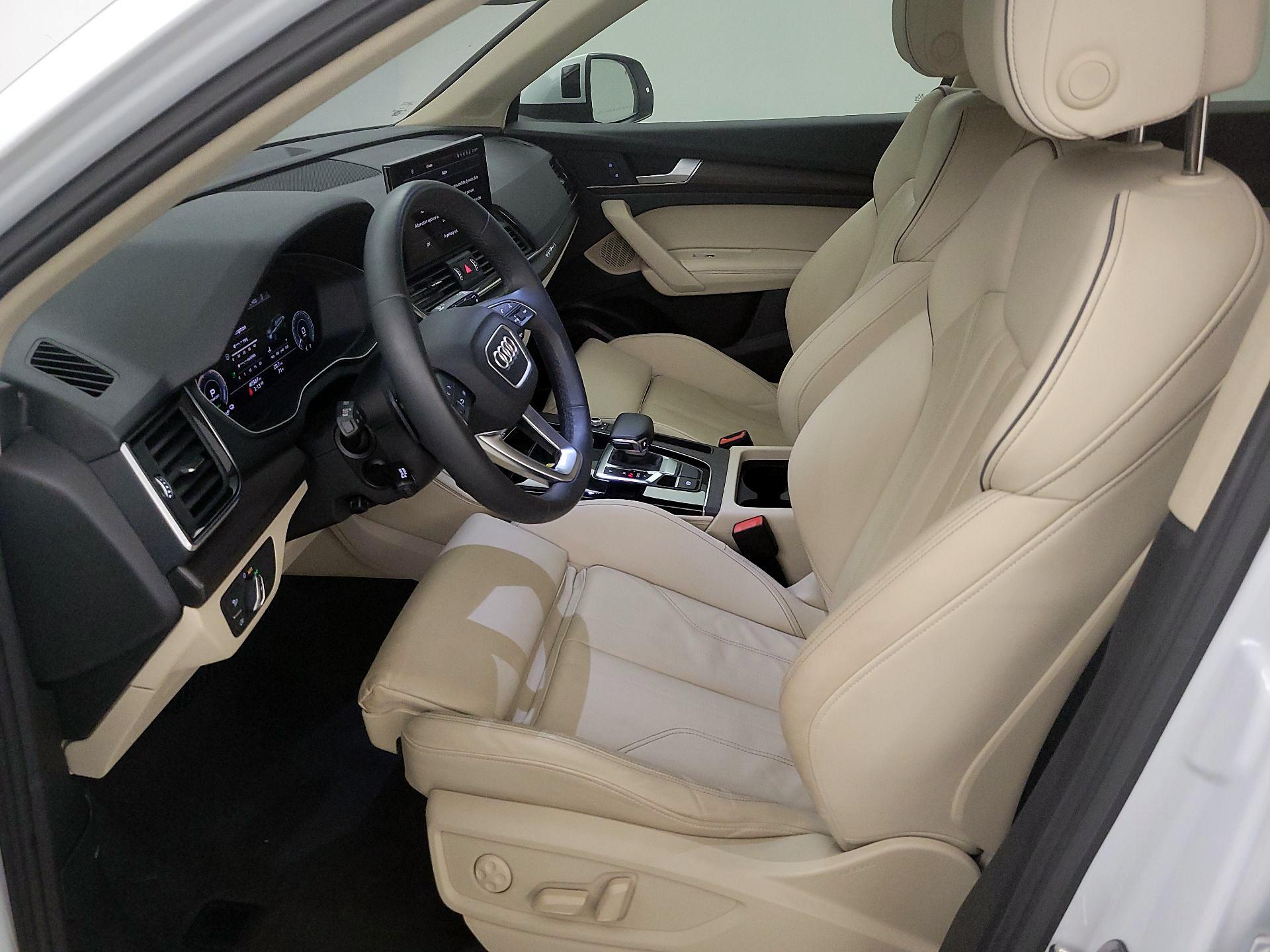 Thumbnail: 2023 Audi Q5 - 11